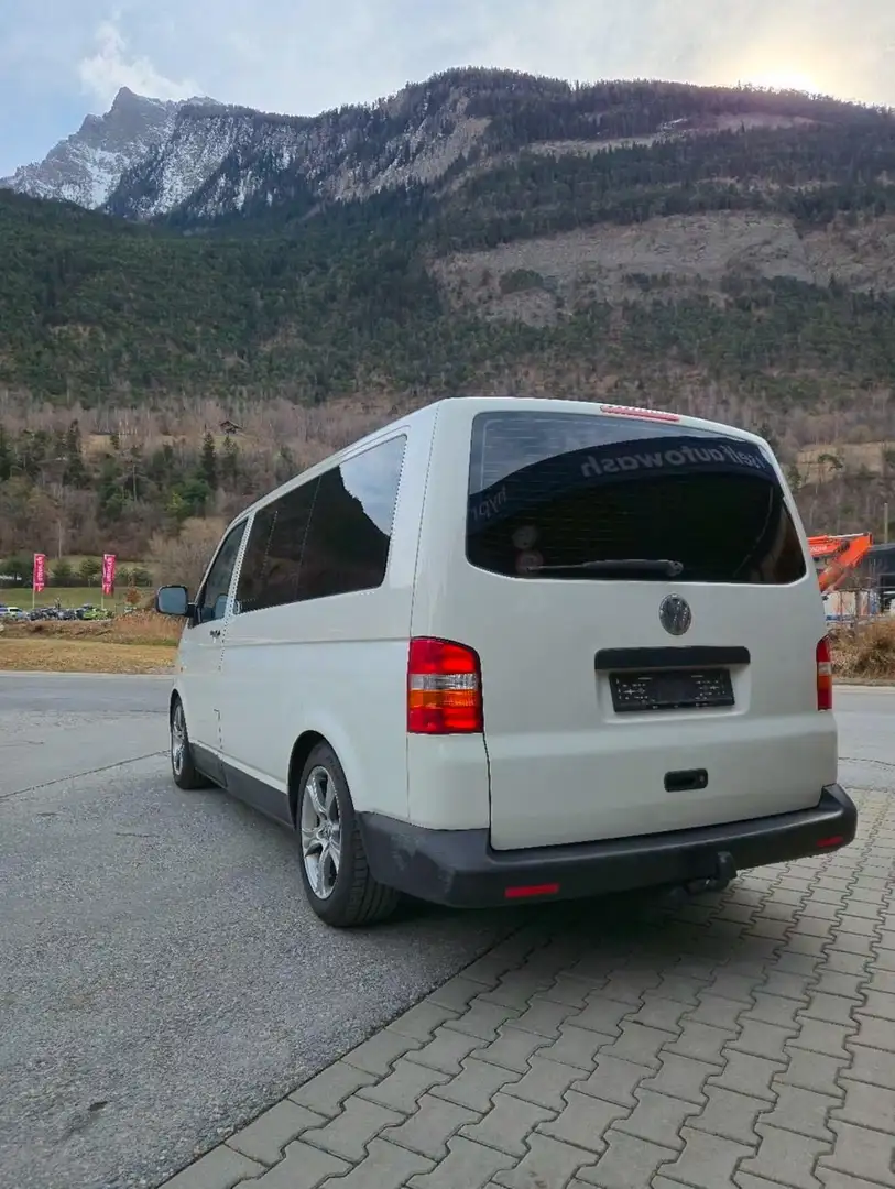 Volkswagen T5 Multivan - 2