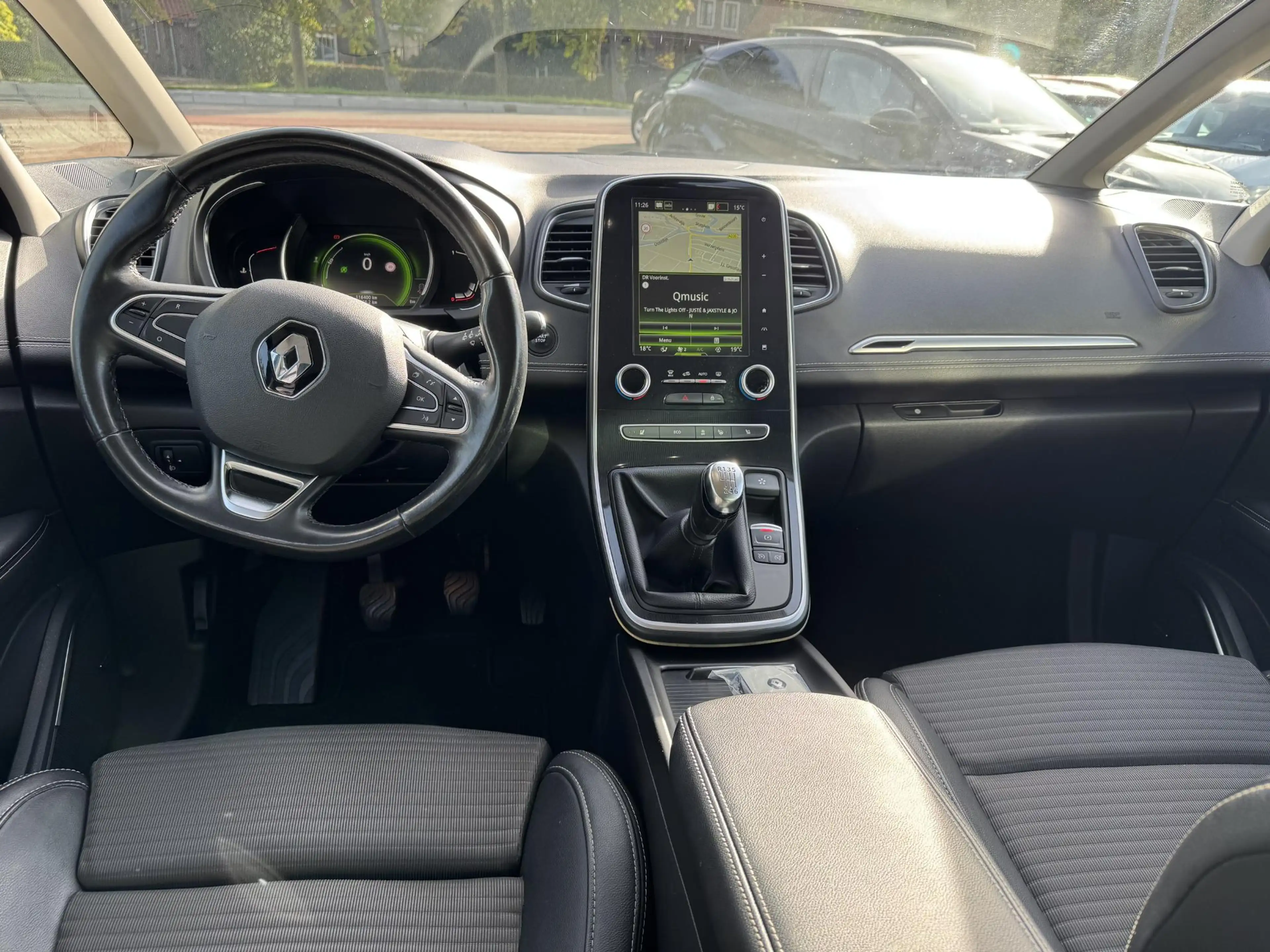 Renault Scenic 1.2 TCe Bose — photo 12