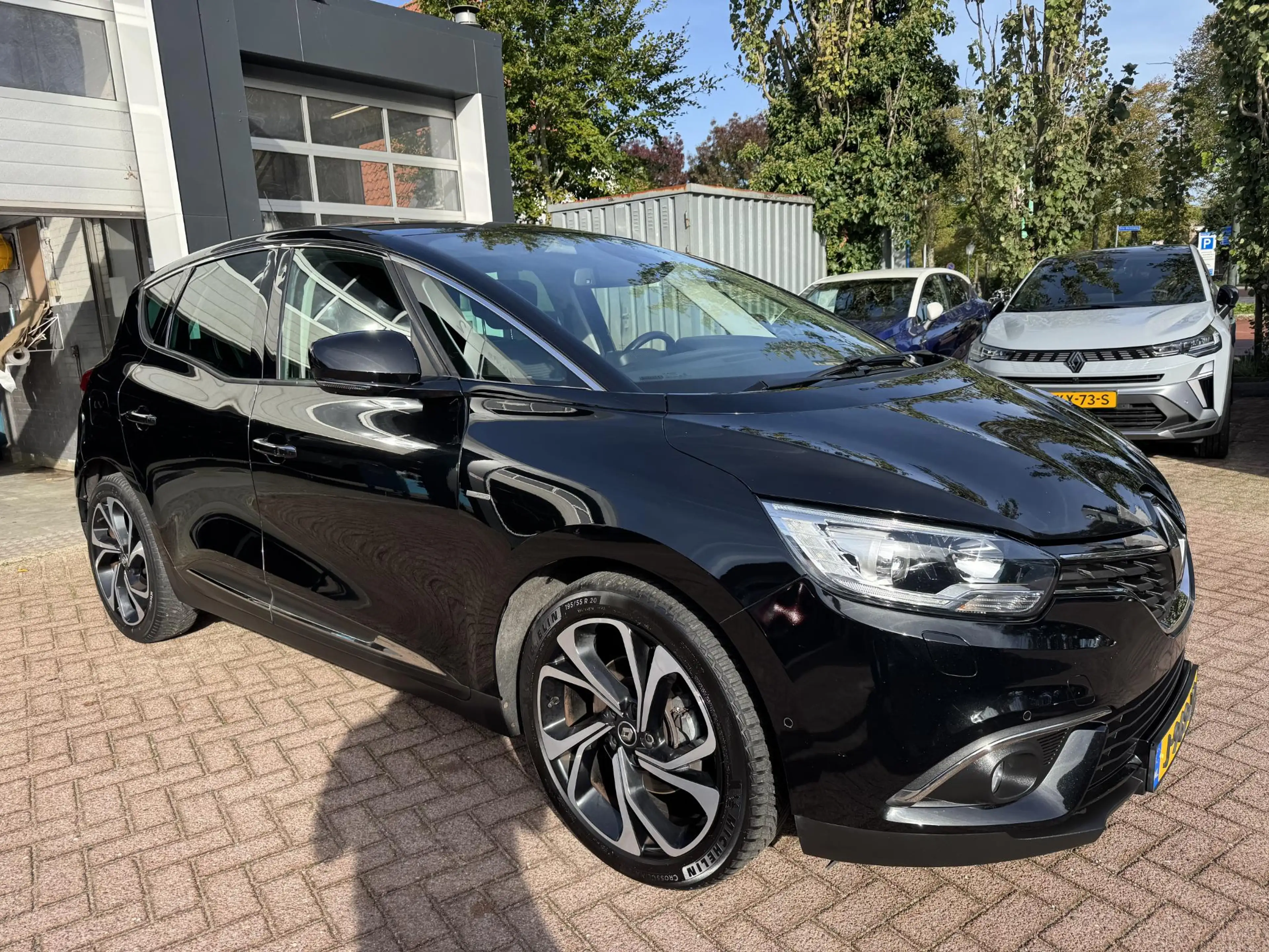 Renault Scenic 1.2 TCe Bose — photo 3