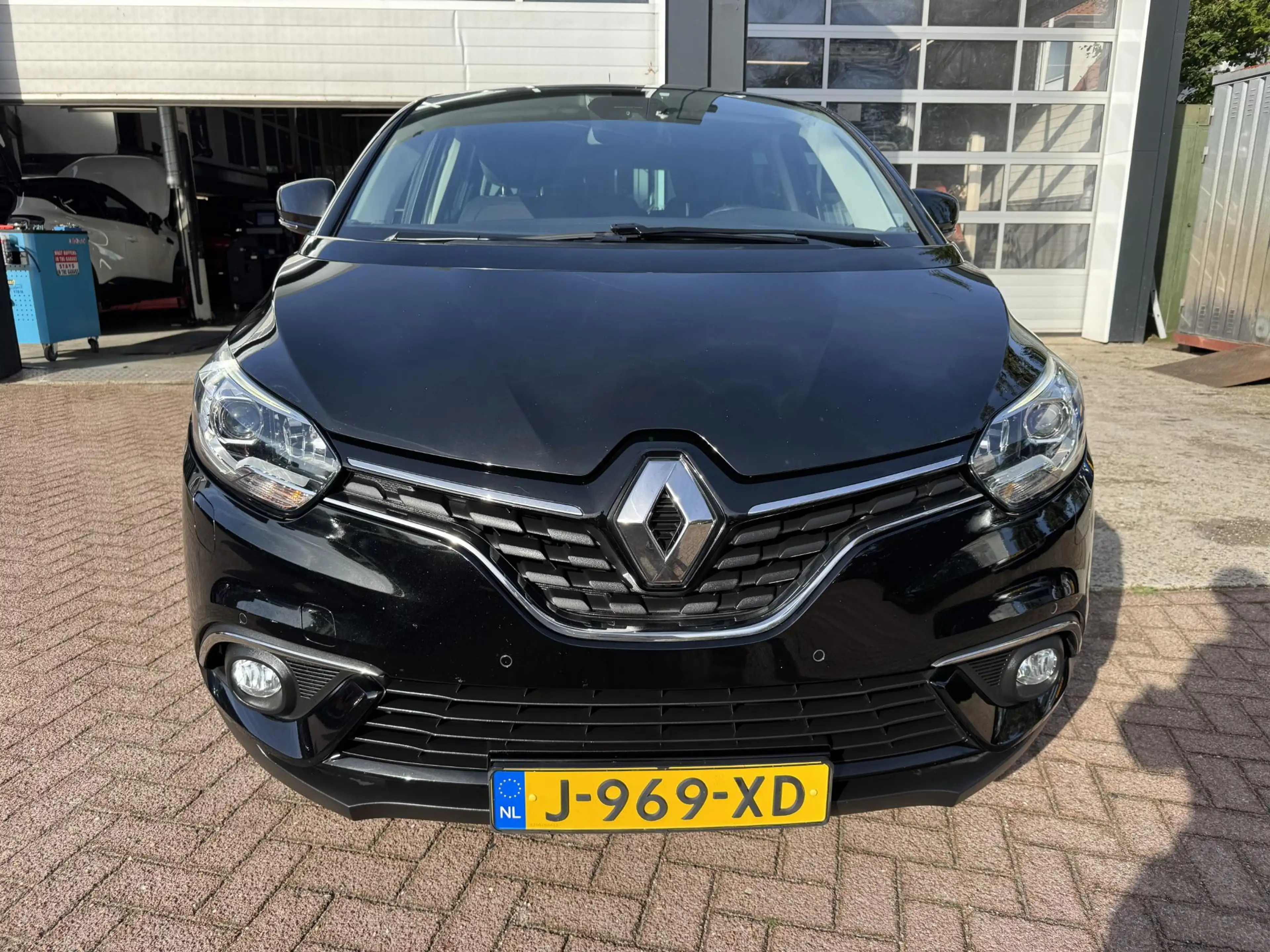 Renault Scenic 1.2 TCe Bose — photo 2
