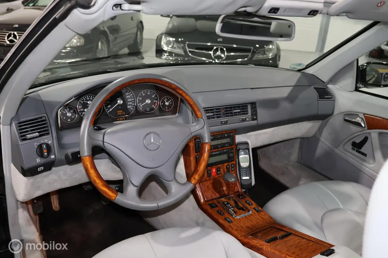 Mercedes-Benz SL 320 Final Edition 1 of 674, foto 9
