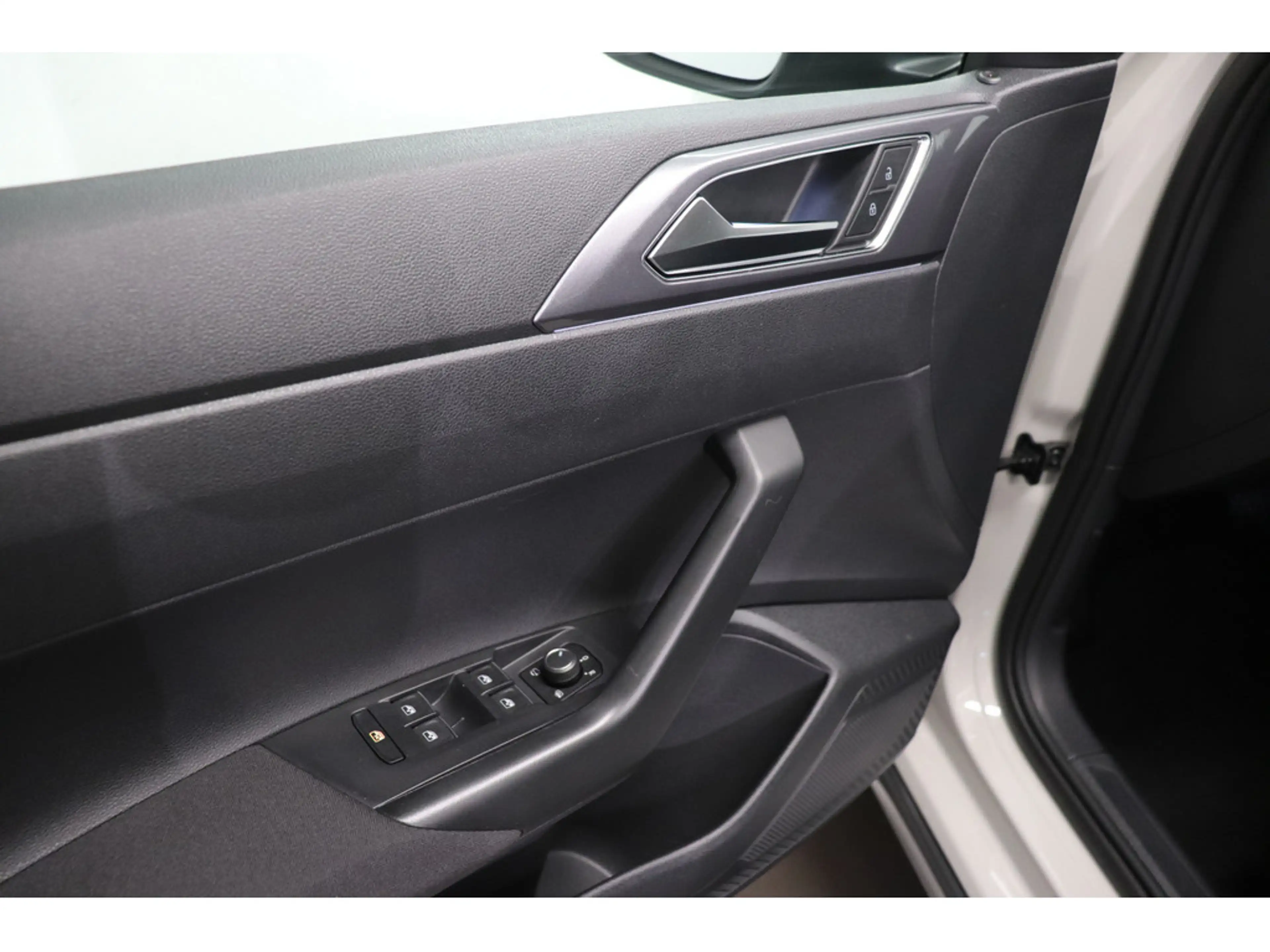 Volkswagen Taigo Style 1.0 TSI DSG #Matrix #IQ.DRIVE#IQ. — photo 9