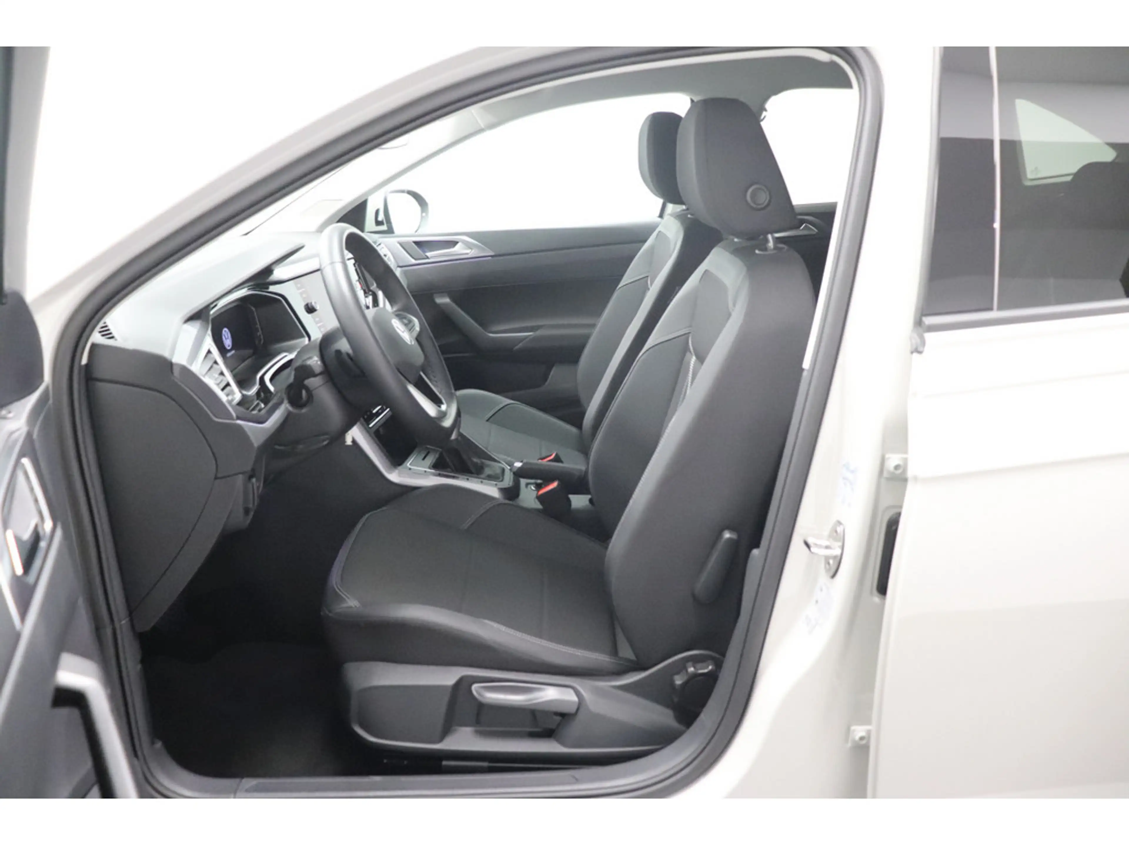 Volkswagen Taigo Style 1.0 TSI DSG #Matrix #IQ.DRIVE#IQ. — photo 10