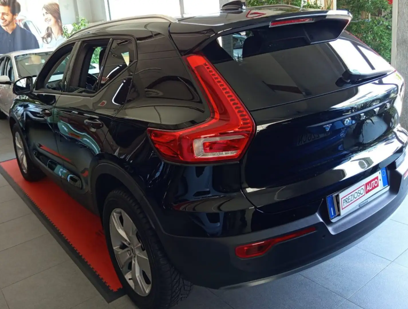 Volvo XC40 T3 Geartronic Business Plus Nero - 2