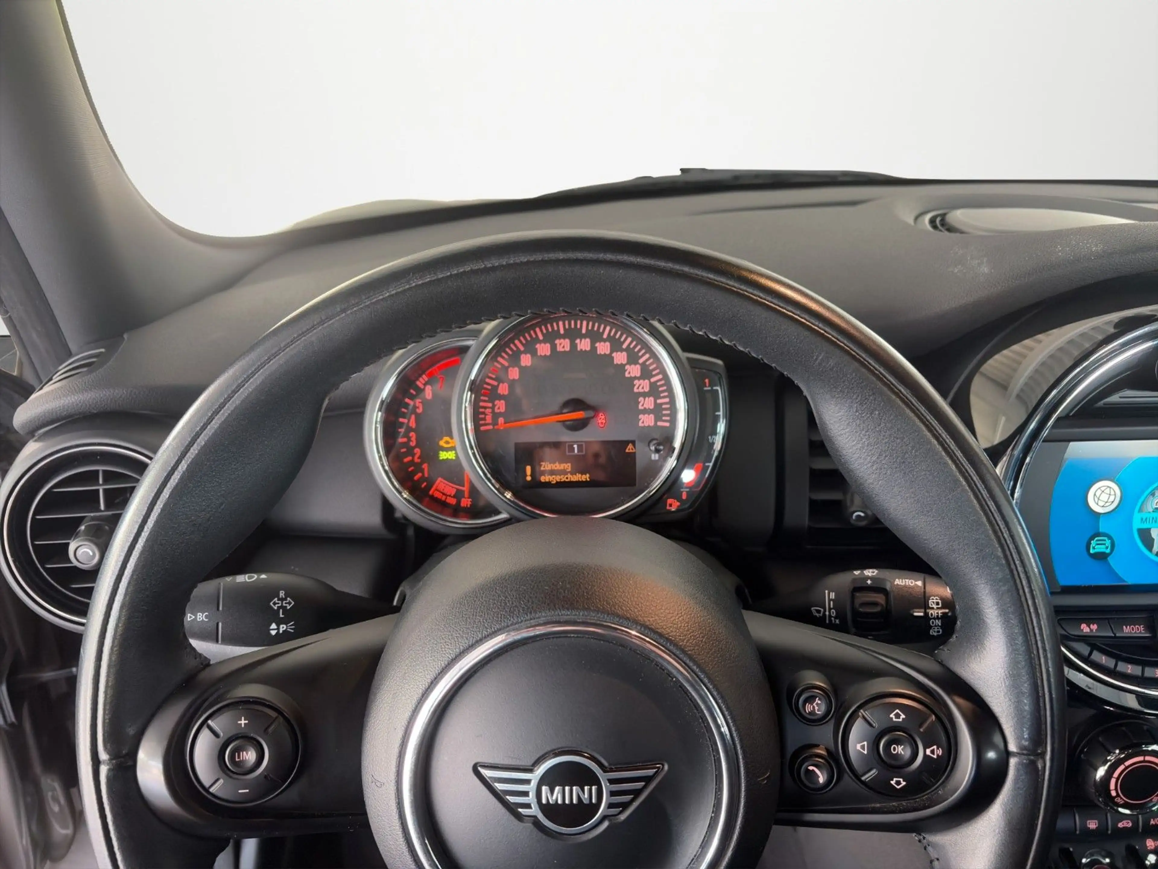 MINI One Mini 5-trg. One Blackyard/SHZ/PDC H/ — photo 7