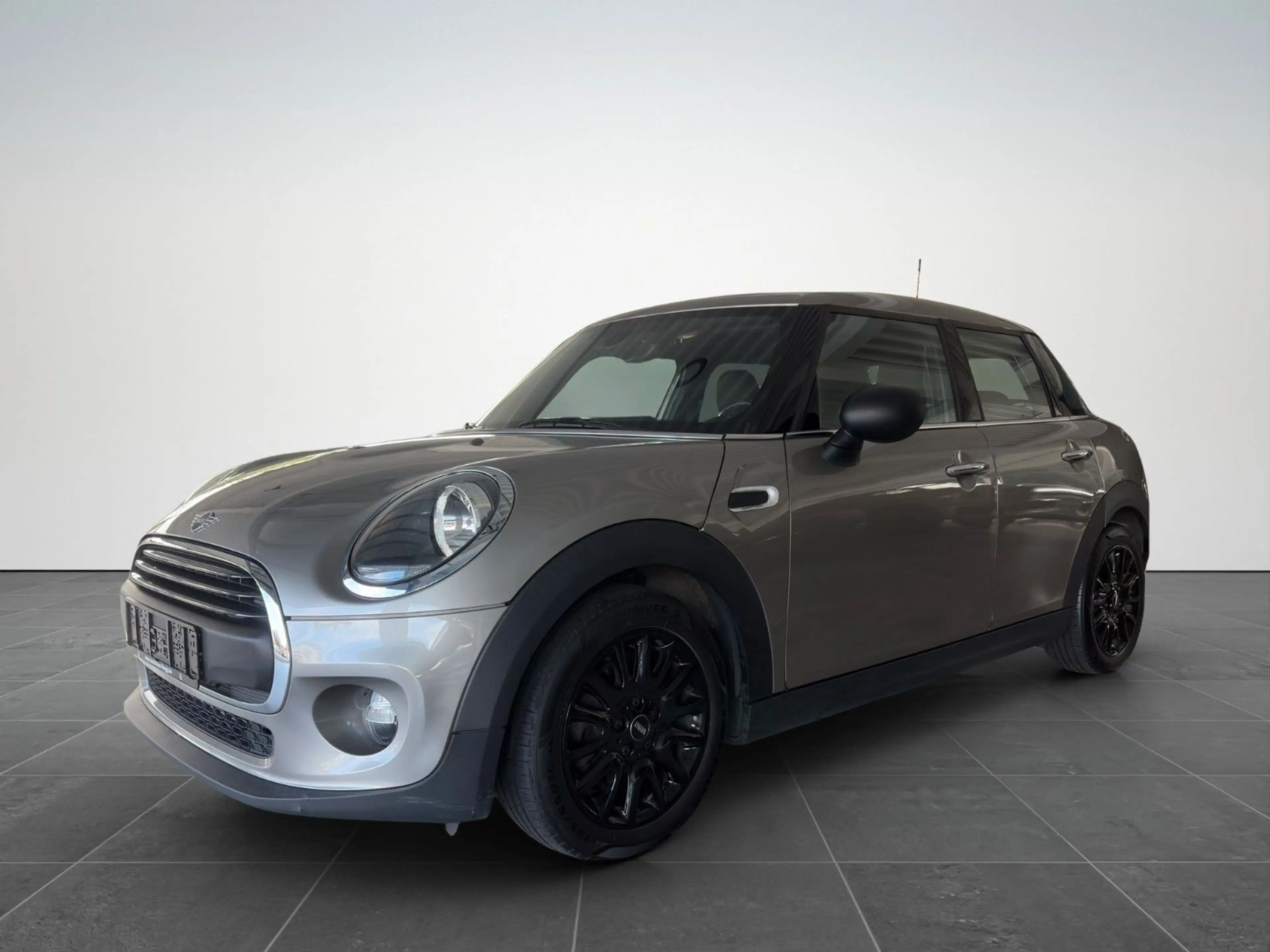 MINI One Mini 5-trg. One Blackyard/SHZ/PDC H/