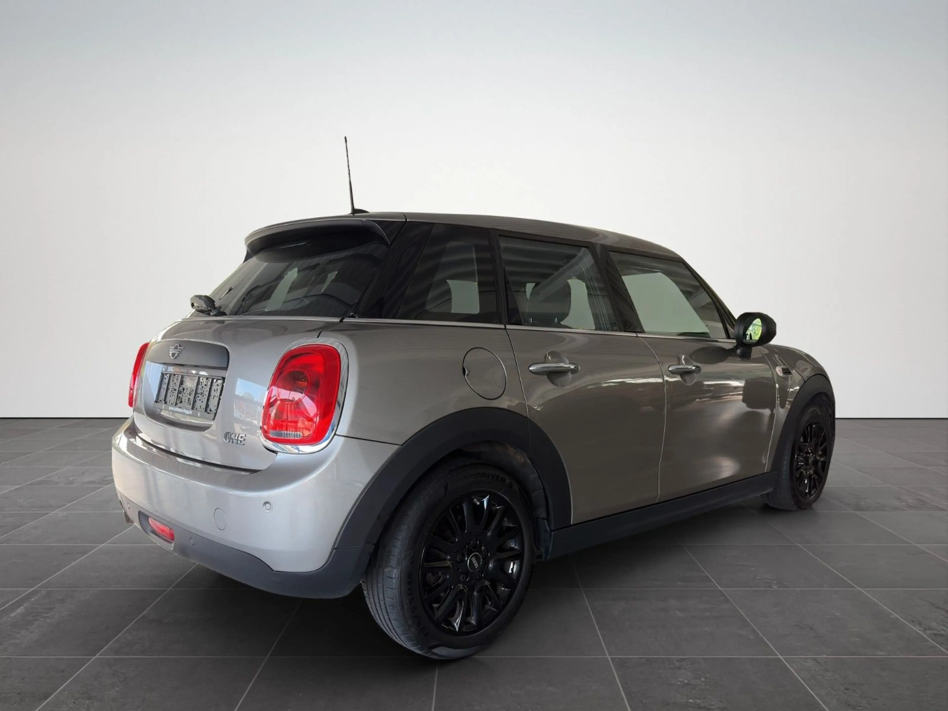 MINI One Mini 5-trg. One Blackyard/SHZ/PDC H/ — photo 3