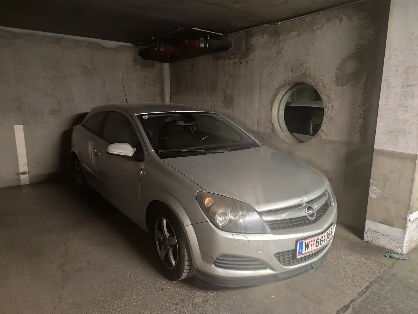 Opel Astra CDTI 1.9 Diesel Silber - 1