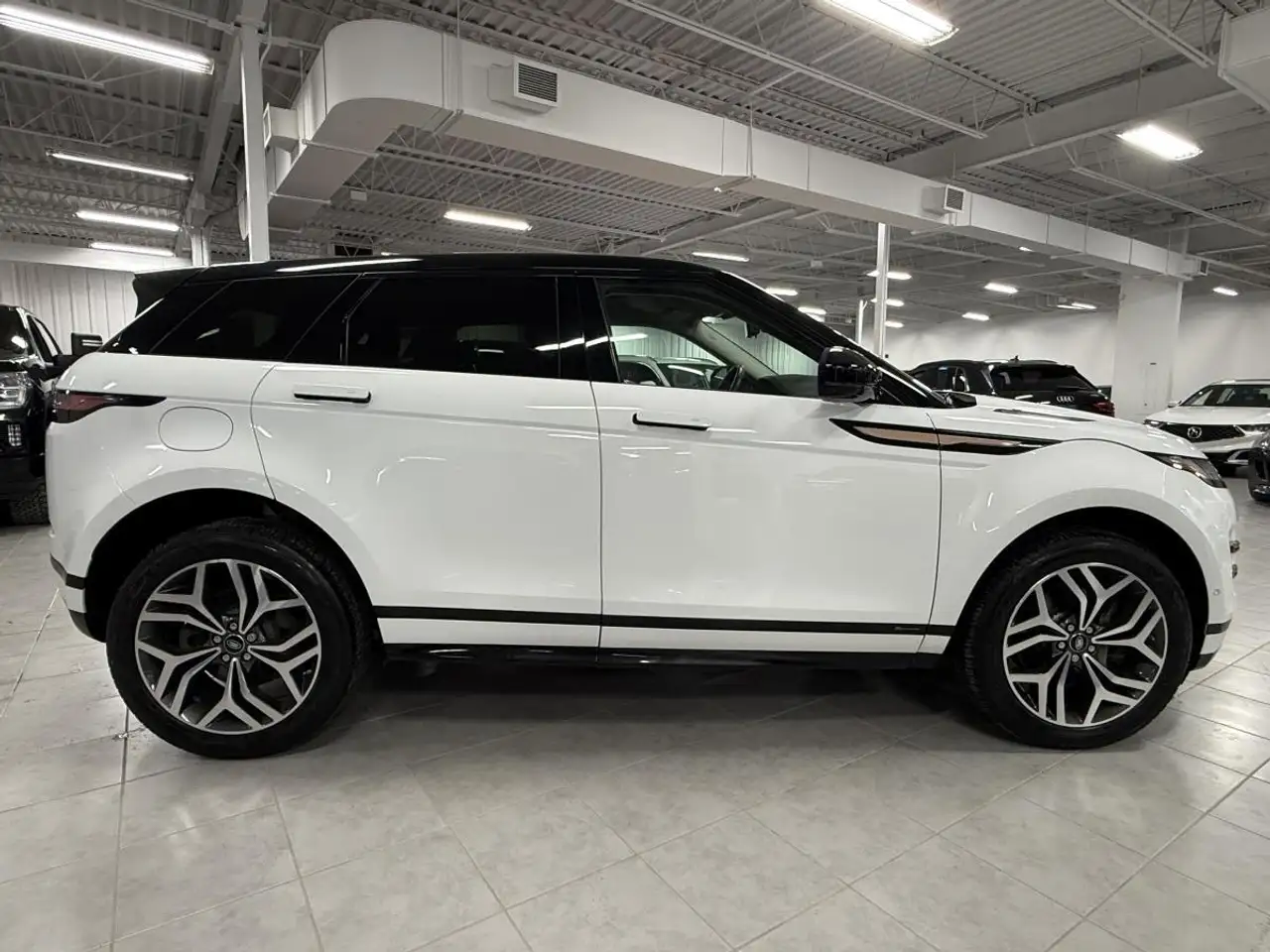 Land Rover Range Rover Evoque снимка Land Rover Range Rover Evoque