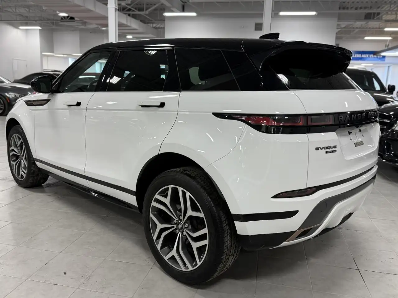 Land Rover Range Rover Evoque снимка Land Rover Range Rover Evoque