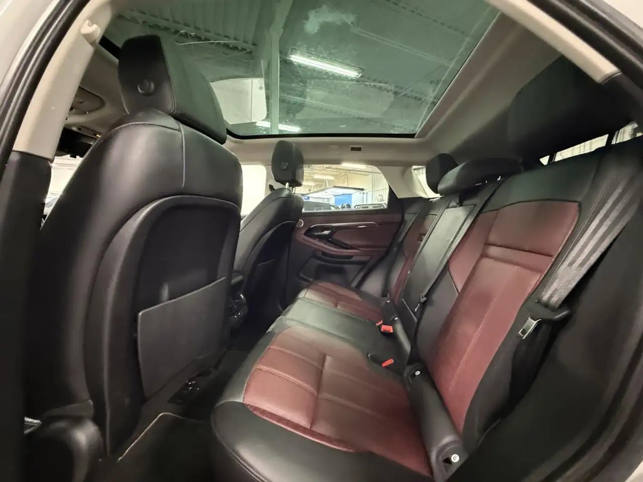 Land Rover Range Rover Evoque снимка Land Rover Range Rover Evoque