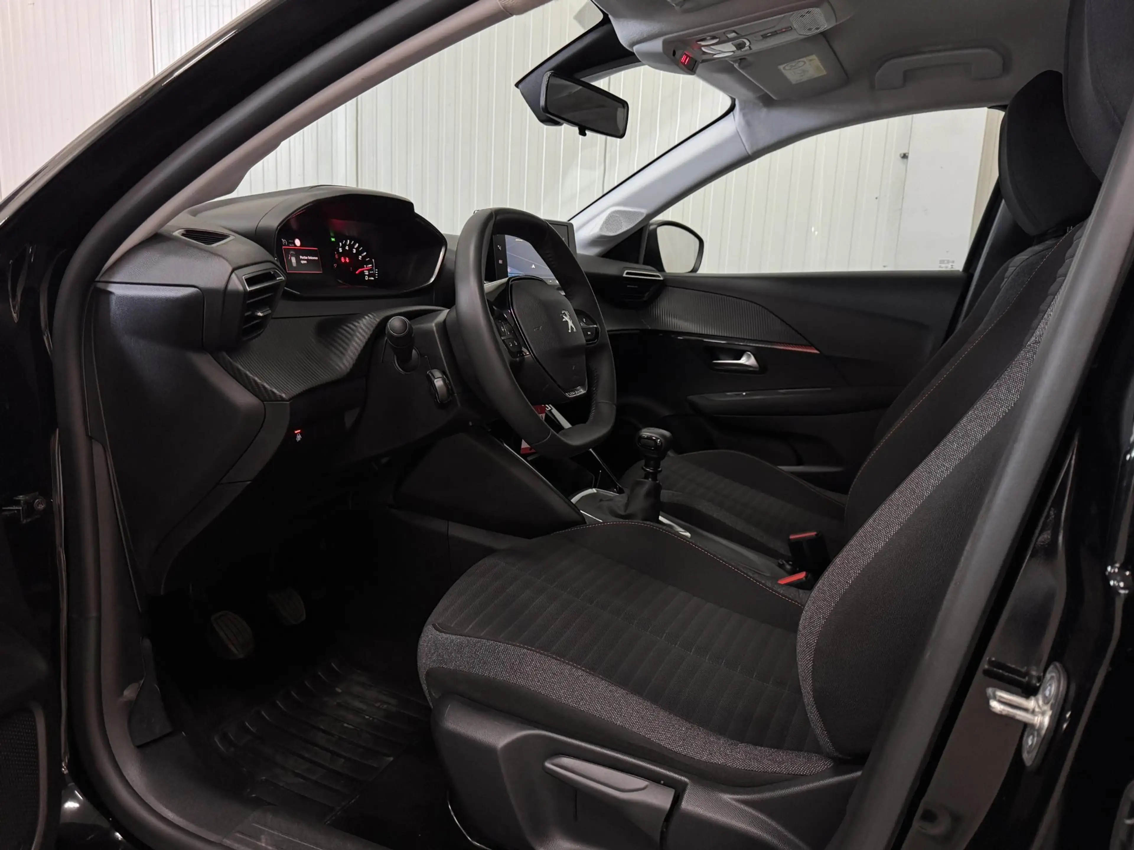 Peugeot 208 1.2 PureTech Active Pack LED AIRCO CRUISE PDC LMV — photo 6