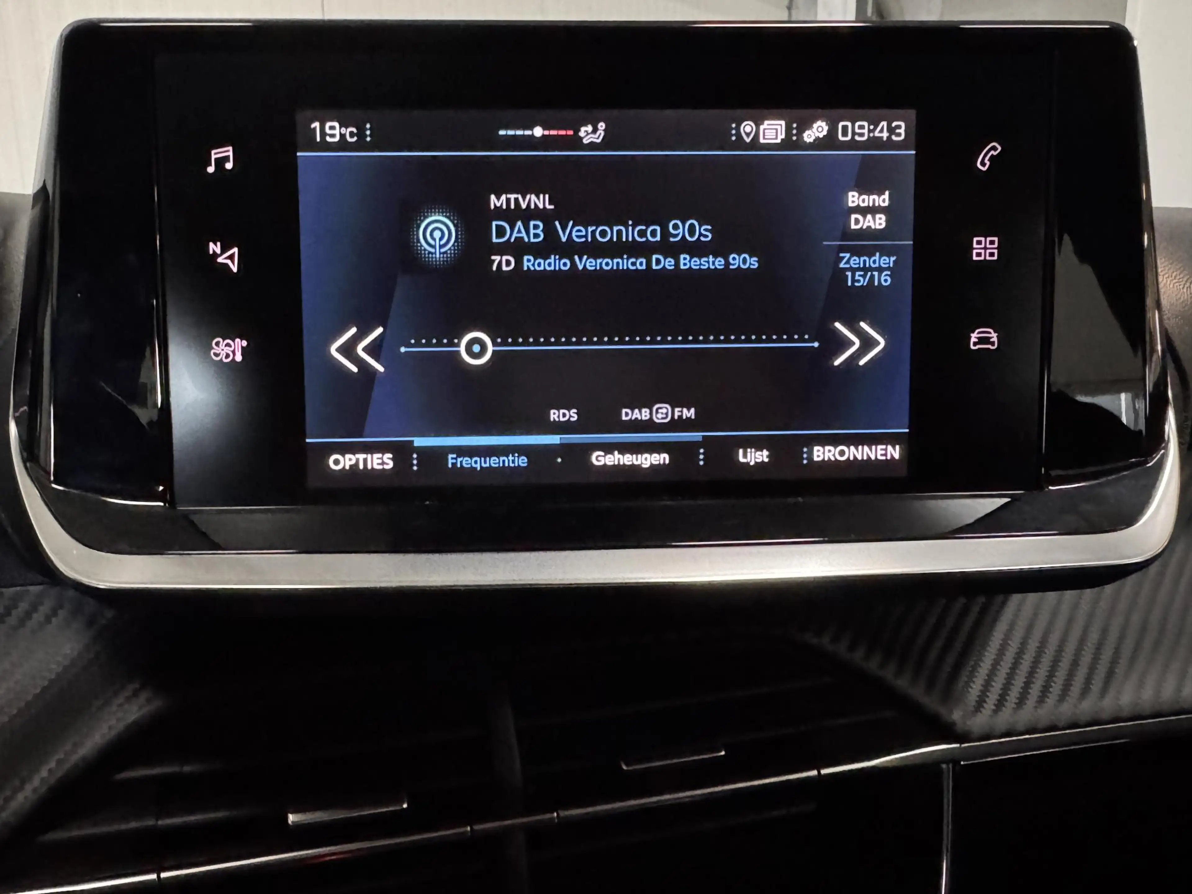 Peugeot 208 1.2 PureTech Active Pack LED AIRCO CRUISE PDC LMV — photo 9