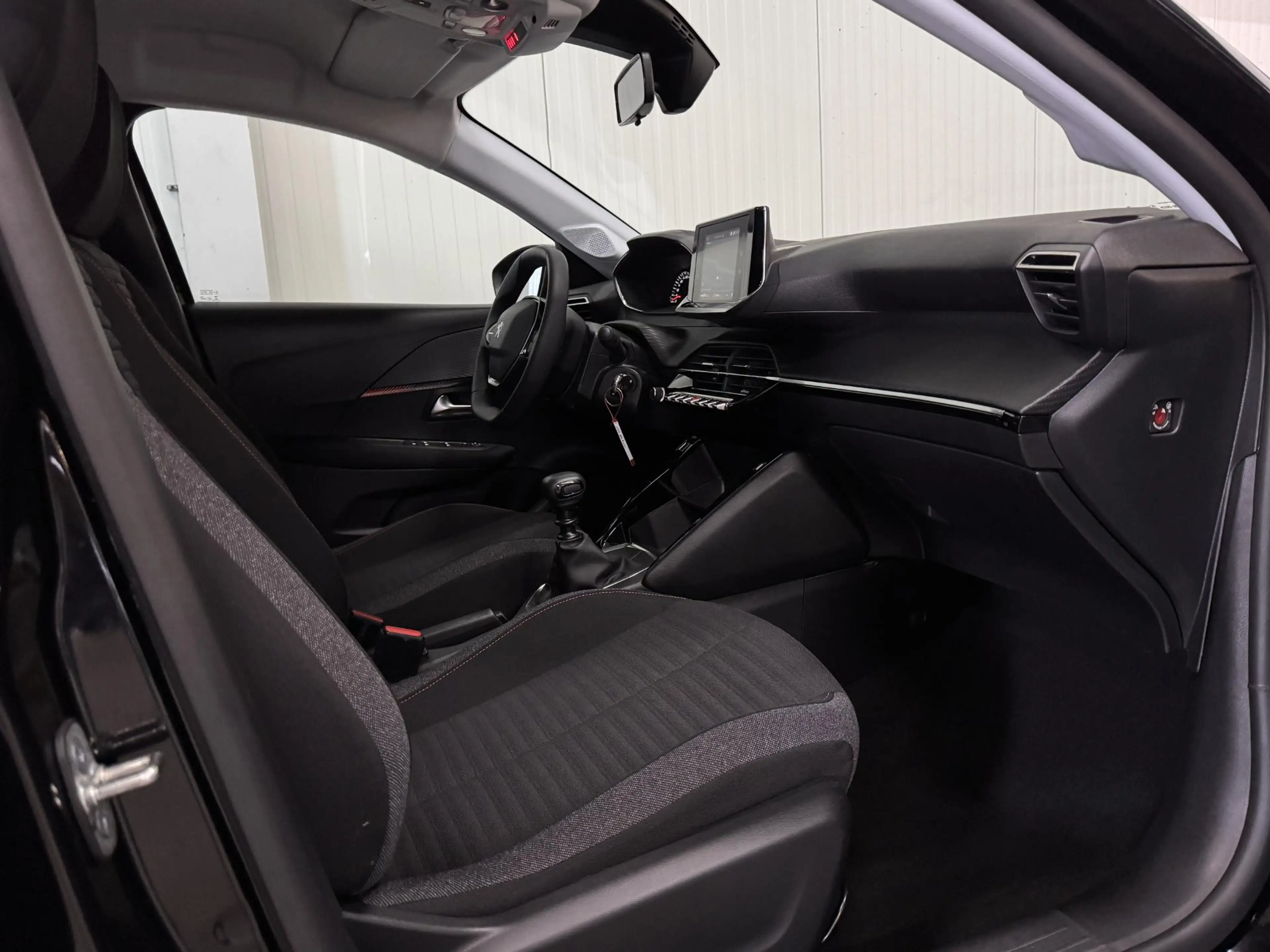 Peugeot 208 1.2 PureTech Active Pack LED AIRCO CRUISE PDC LMV — photo 14