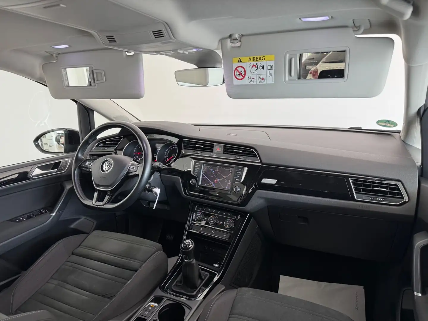 Volkswagen Touran 2.0 TDI Highline|7-SITZER|AHK|ACC|MASSAGE Noir - 2