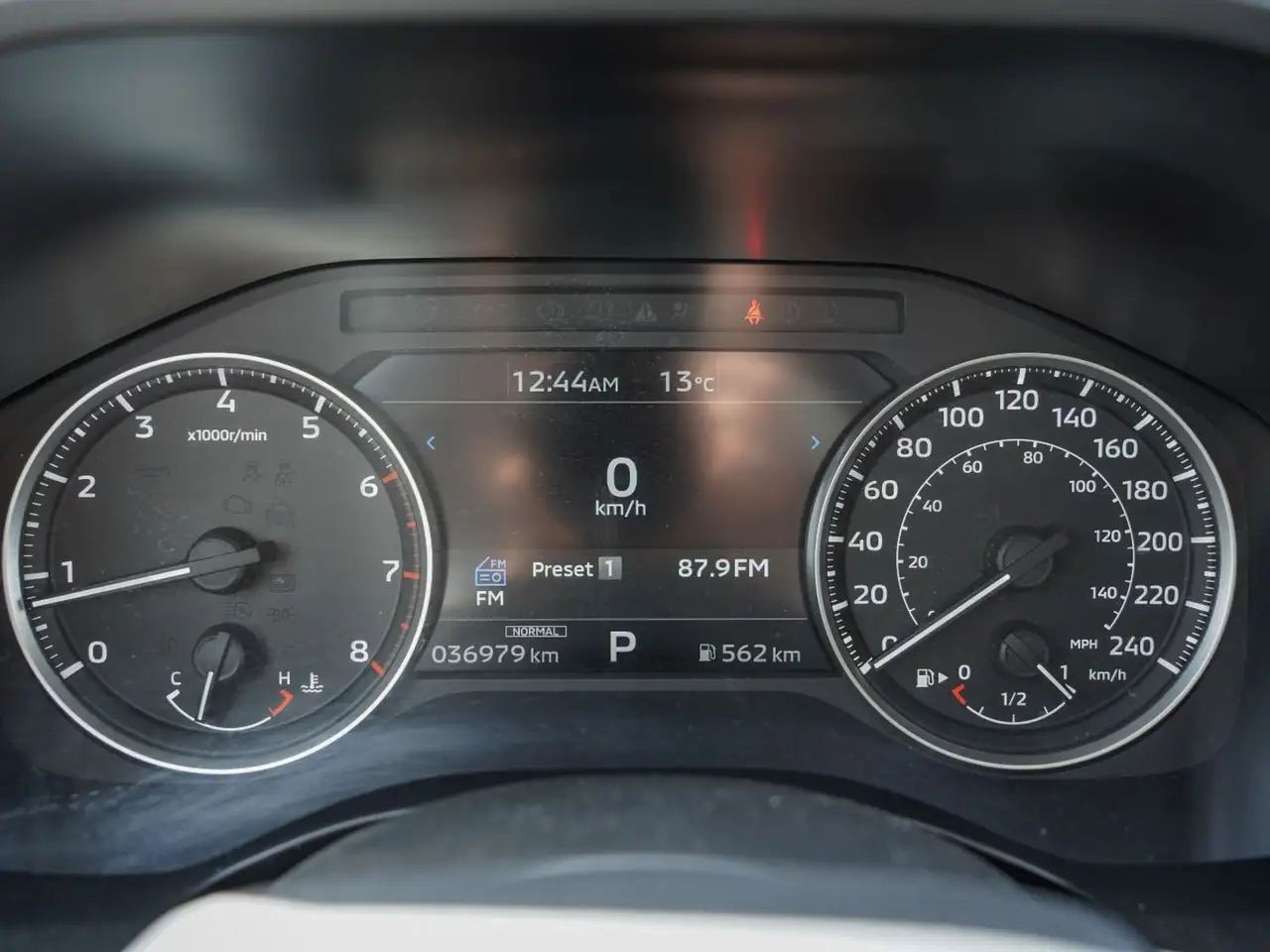 Mitsubishi Outlander снимка Mitsubishi Outlander
