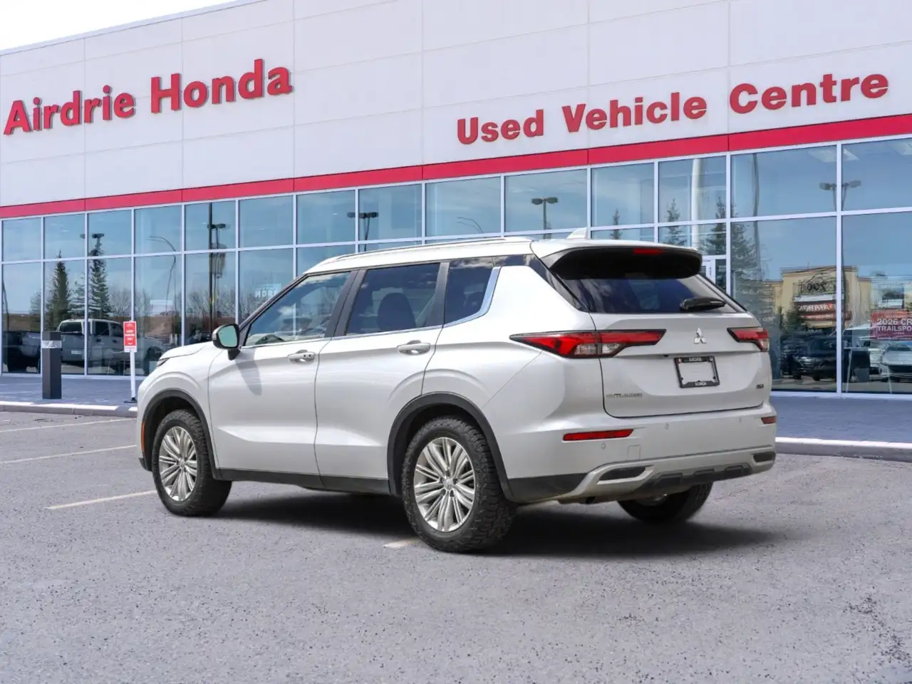 Mitsubishi Outlander снимка Mitsubishi Outlander