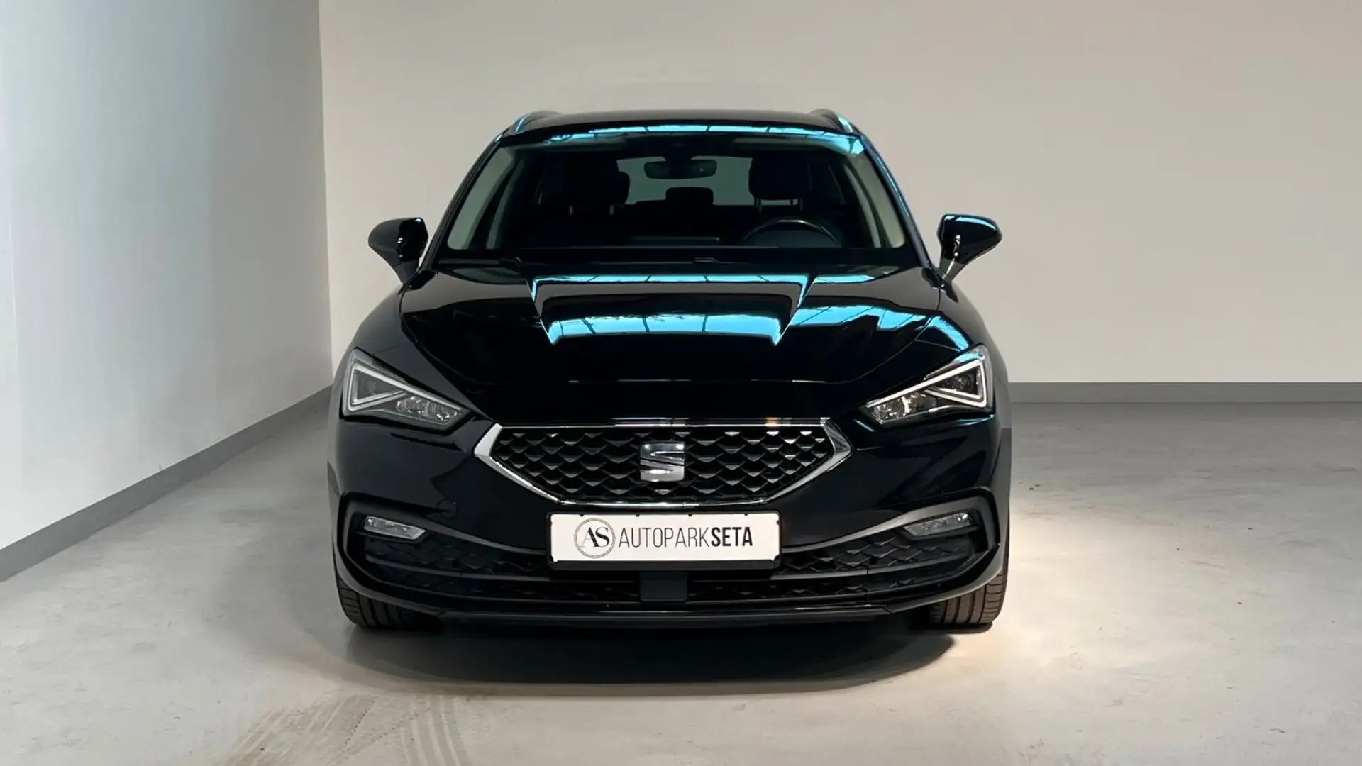 SEAT Leon SP 2.0TDI DSG Xcelle. ACC*LANE*FRONT*LED Noir - 2