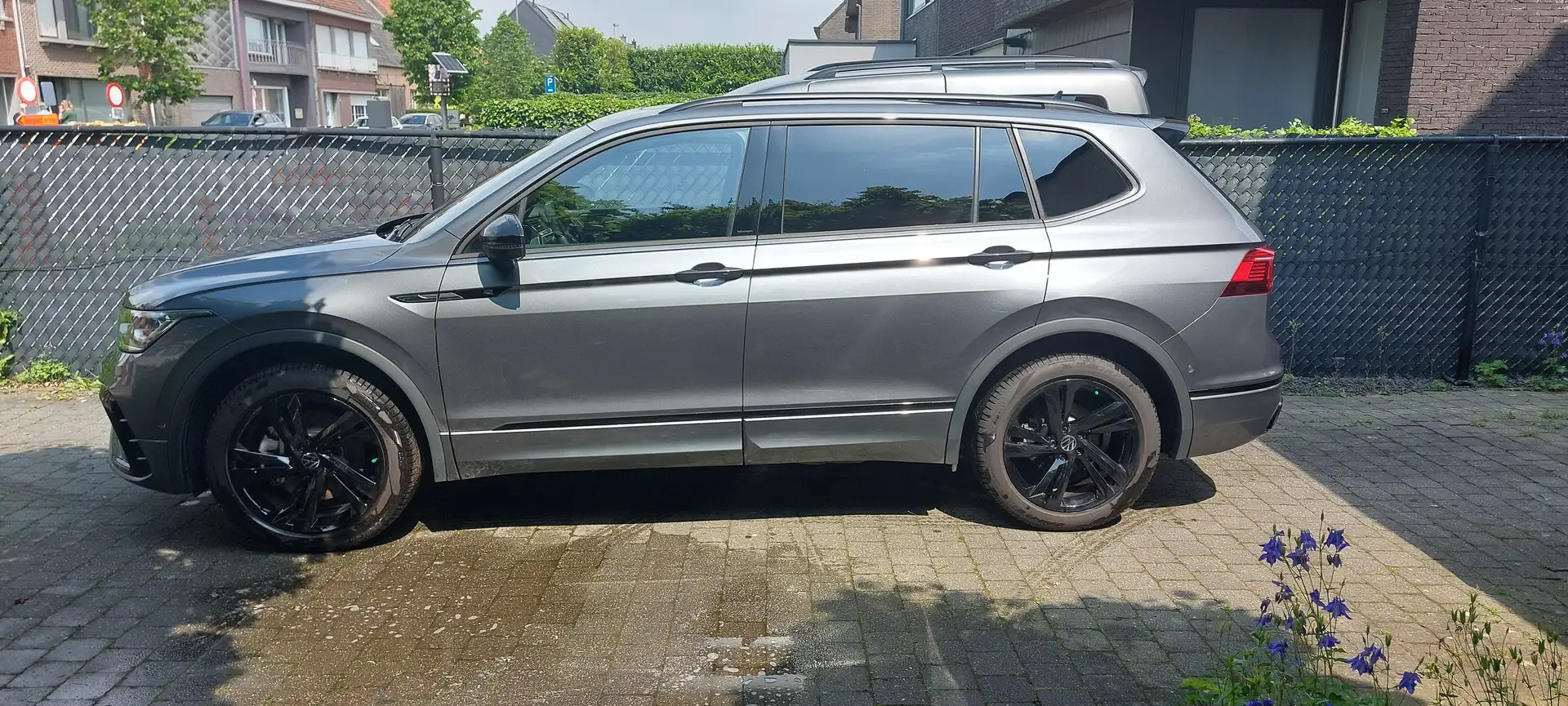 Volkswagen Tiguan Allspace Tiguan Allspace 2.0 TSI OPF 4Motion DSG R-Line Gris - 1
