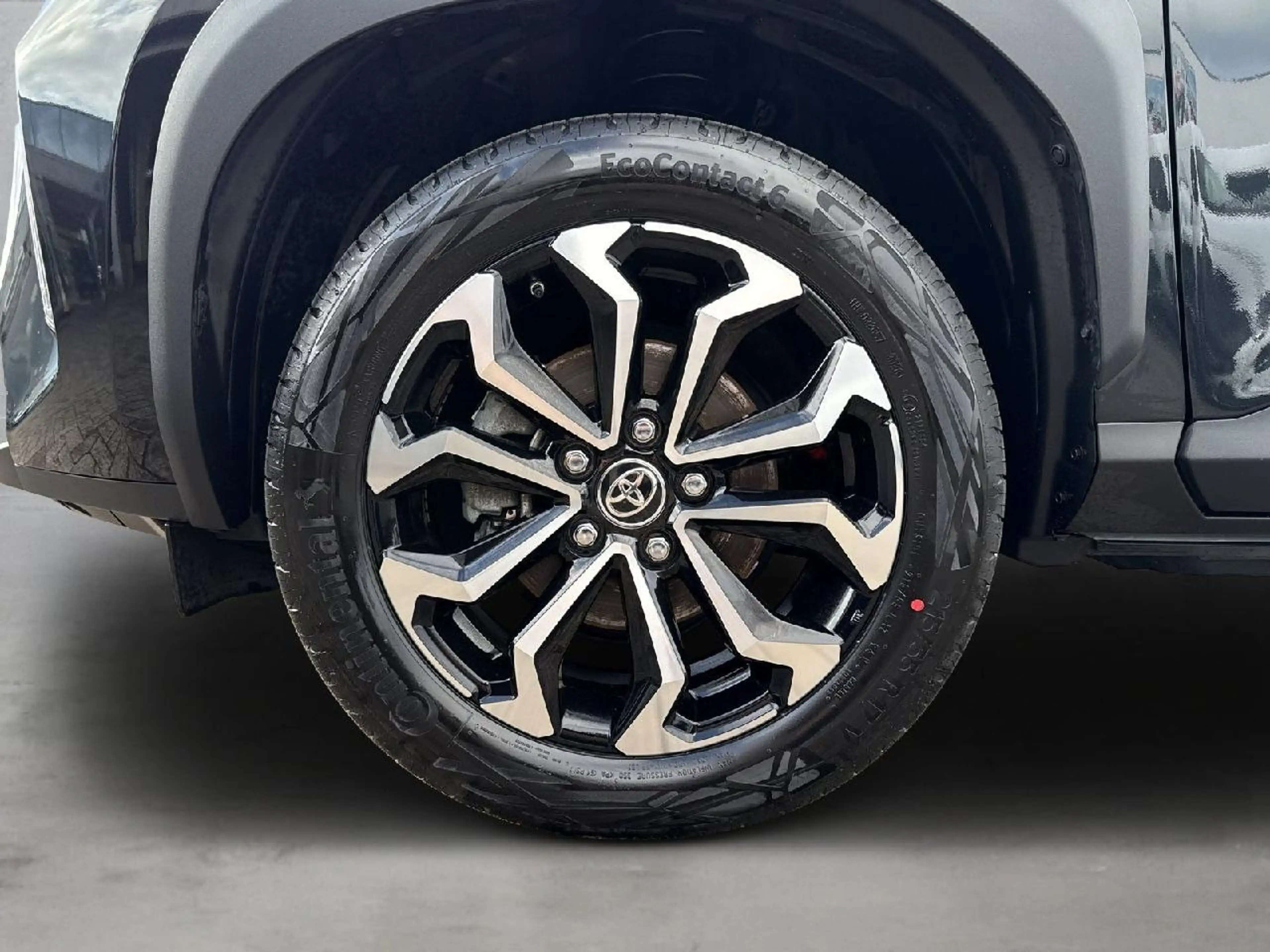 Toyota Yaris Cross Hybrid FWD Team Deutschland — photo 7