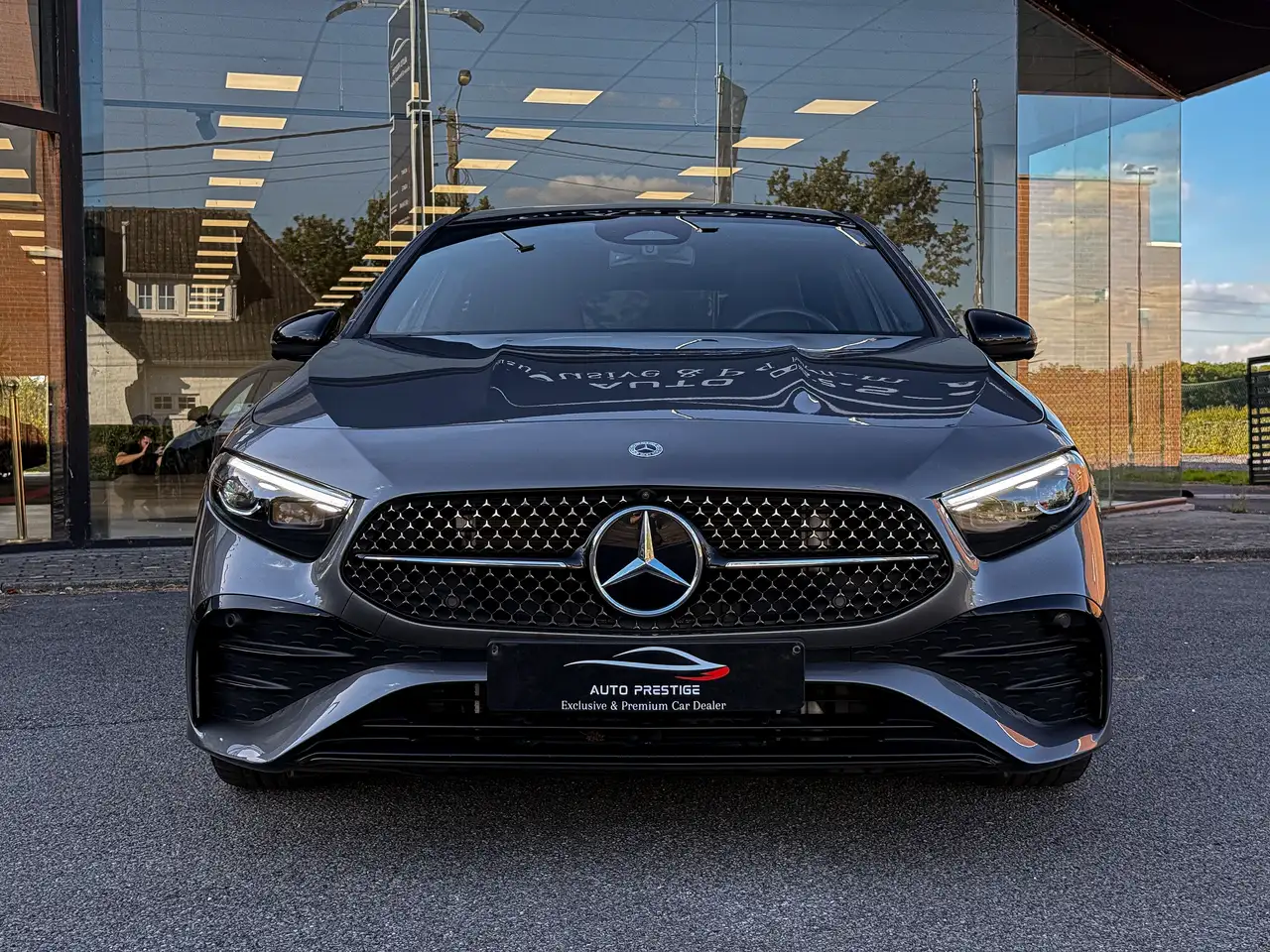 Mercedes-Benz A-Class AMG Line Night Star Edition FULL SERVICED, миниатюра 4