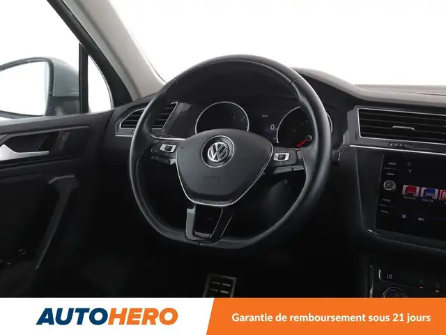 Volkswagen Tiguan view 13