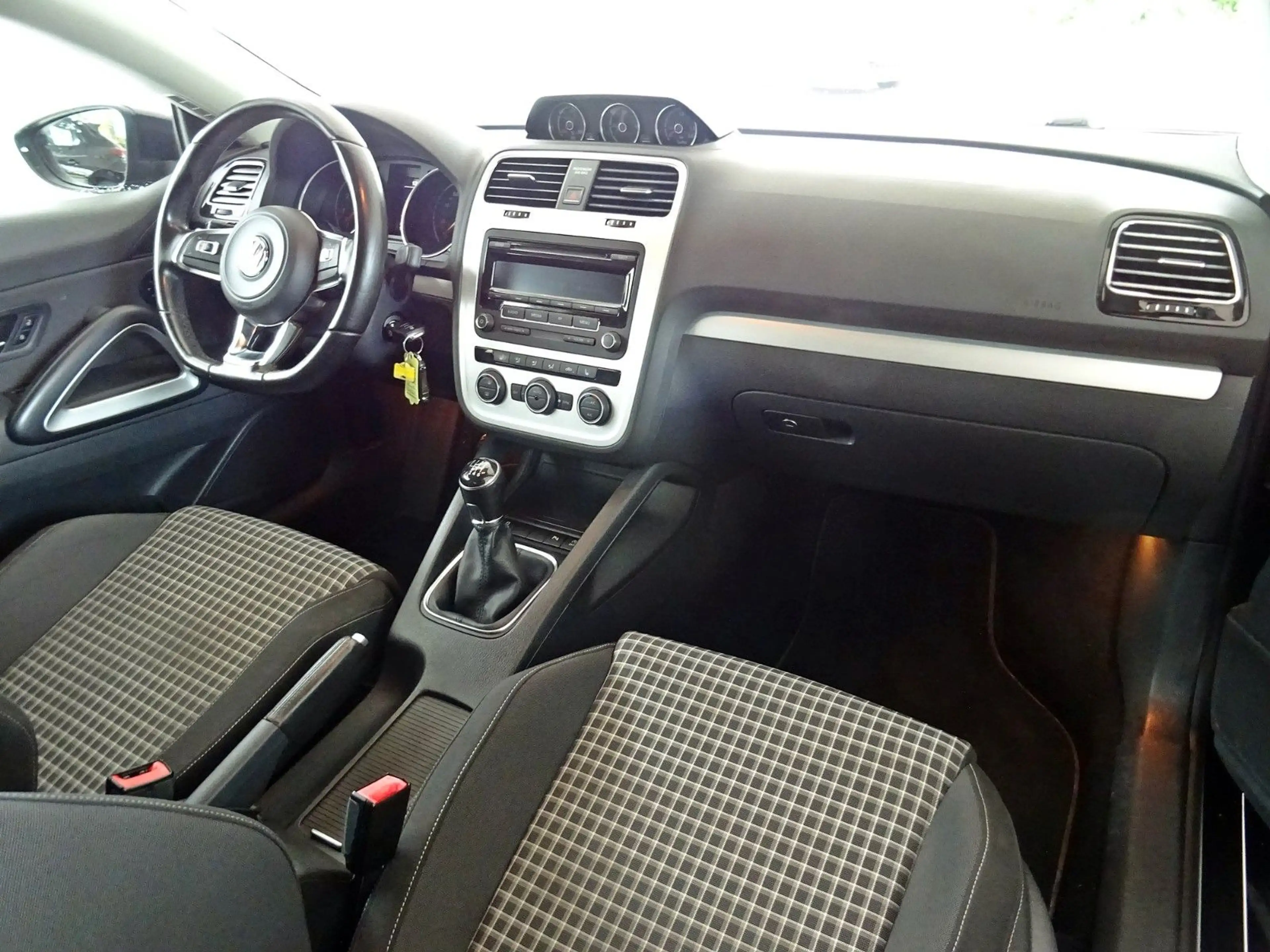 Volkswagen Scirocco Basis 1.4 TSI BMT/Start-Stopp — photo 7