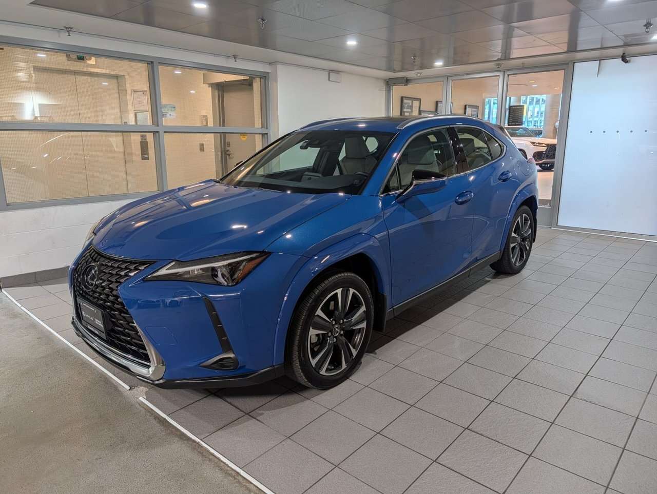 2024 Lexus UX PREMIUM PACKAGE LOCAL | NO ACCIDENTS | HYBRID | CA