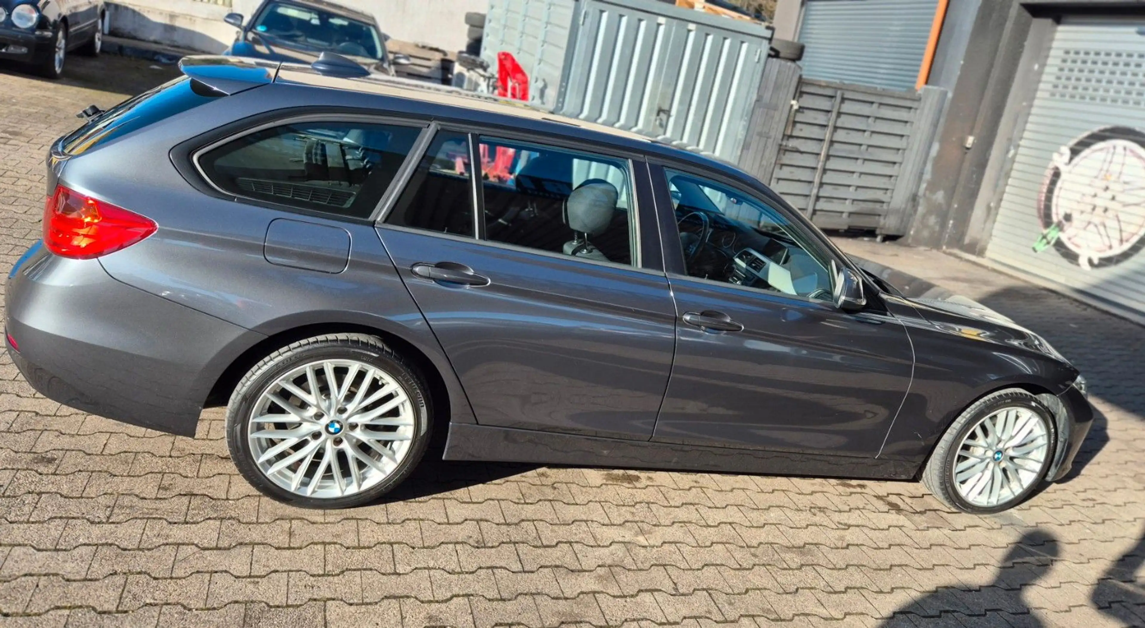 BMW 316 3er Touring 316 i Xenon-Navi-PDC-18"Zoll — photo 9