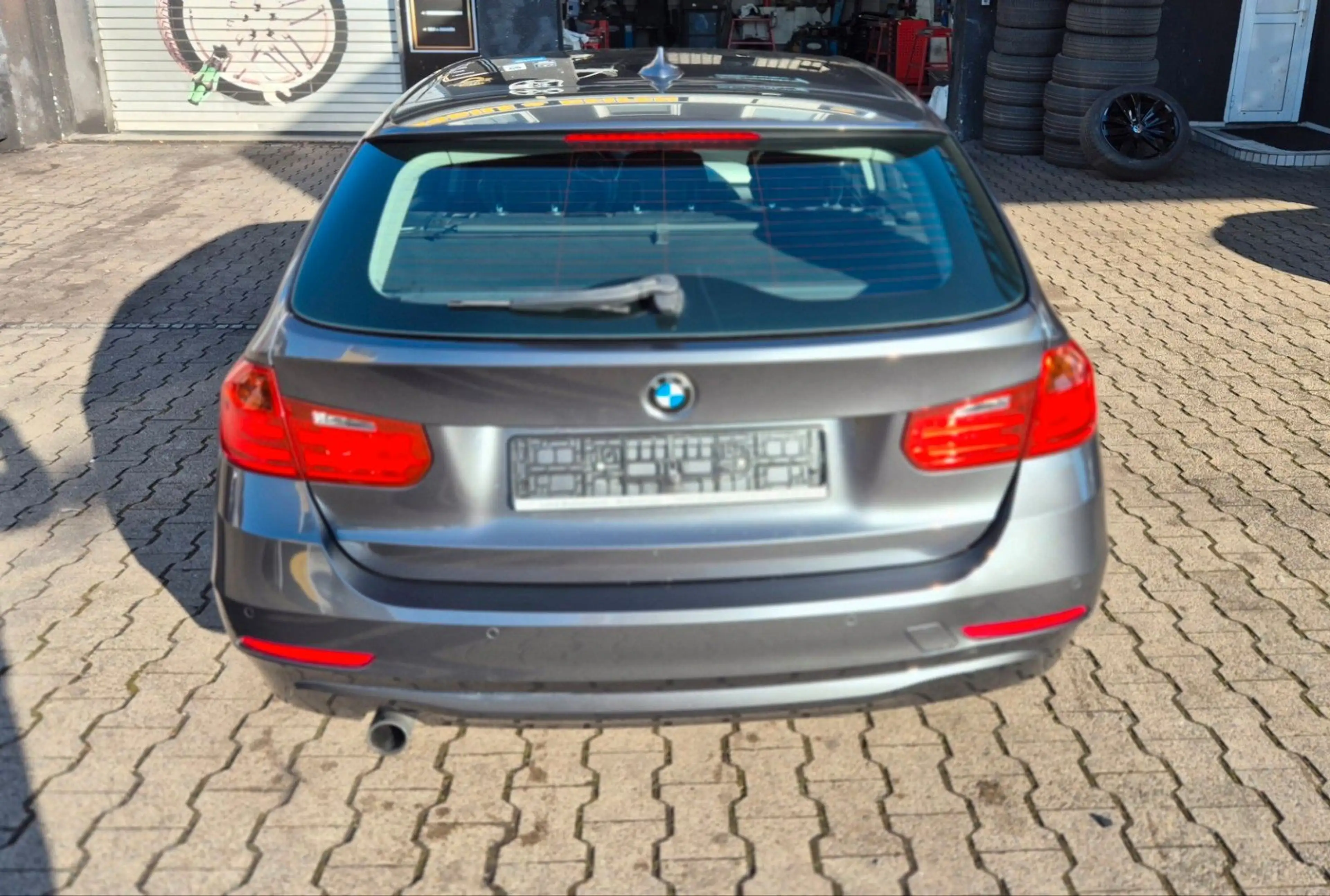 BMW 316 3er Touring 316 i Xenon-Navi-PDC-18"Zoll — photo 12