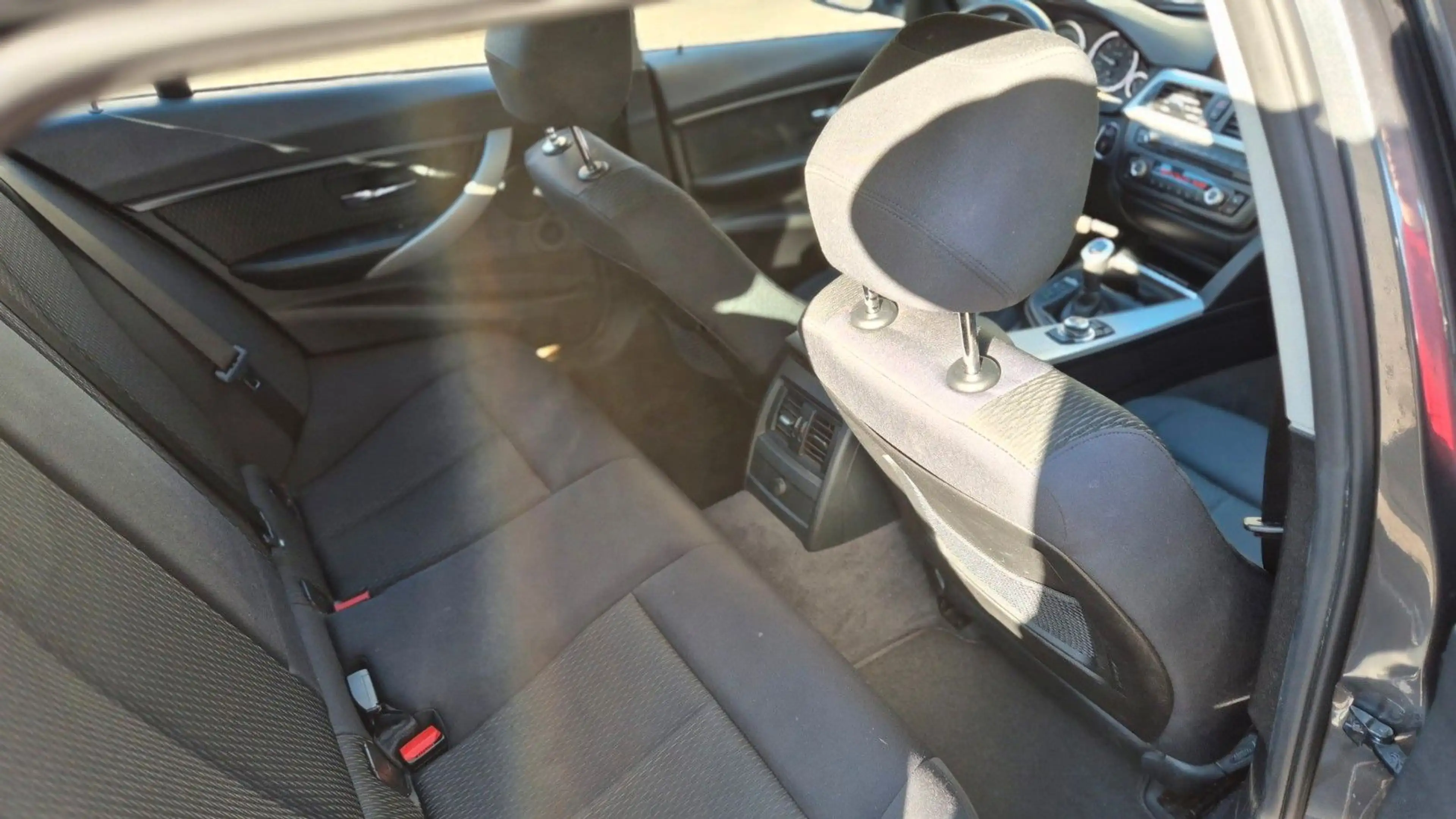 BMW 316 3er Touring 316 i Xenon-Navi-PDC-18"Zoll — photo 8