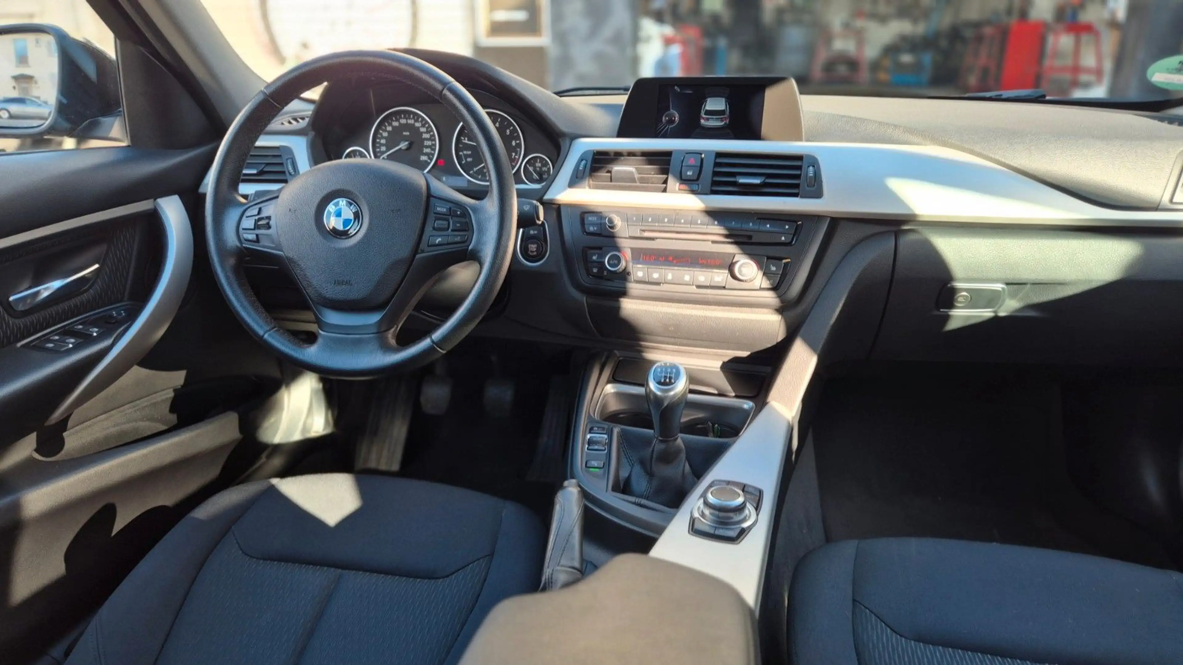 BMW 316 3er Touring 316 i Xenon-Navi-PDC-18"Zoll — photo 7