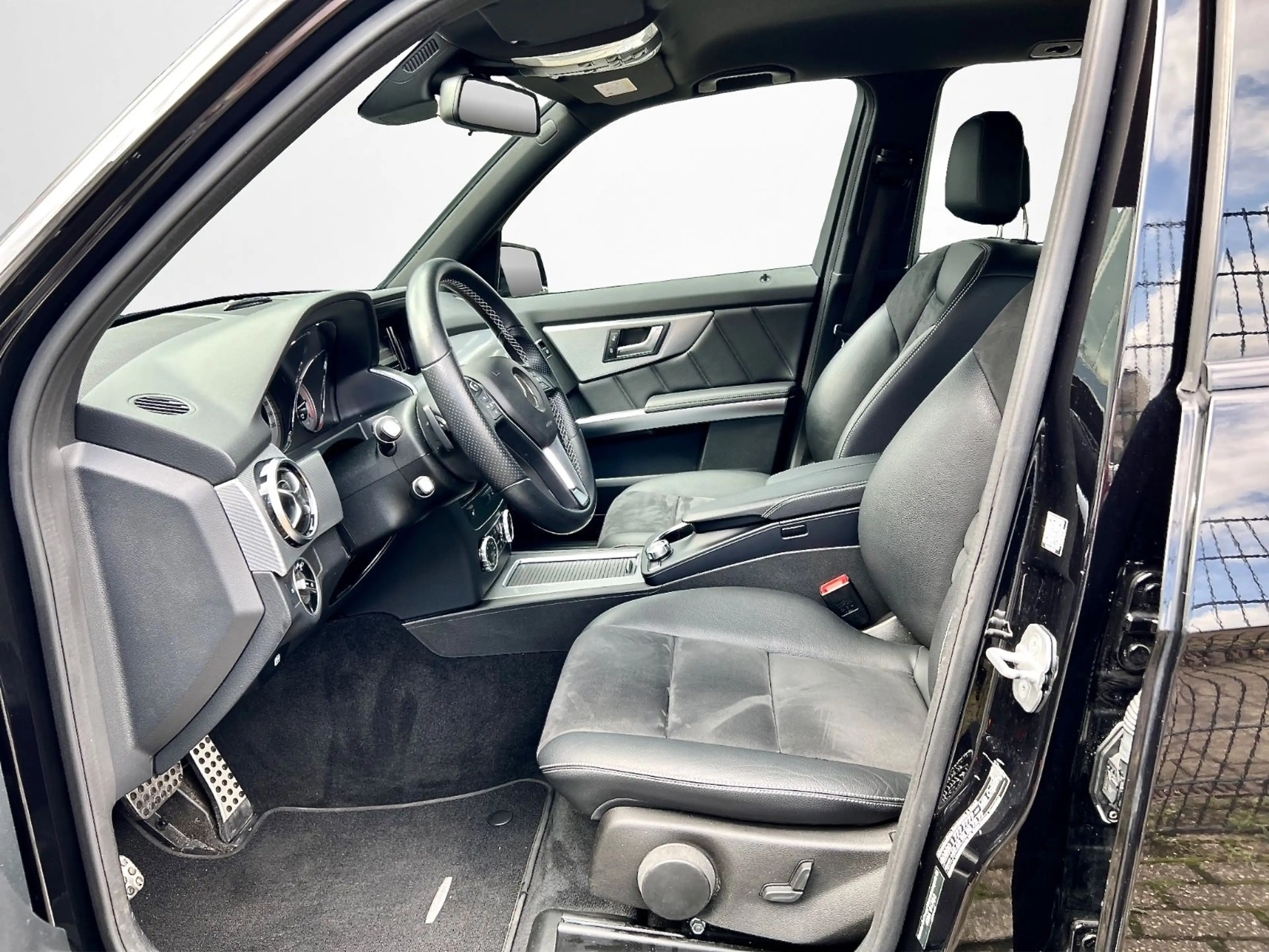 Mercedes-Benz GLK 220 CDI 4-Matic*7G-Tr*LEDER*NAVI*SPORTPAKET — photo 10
