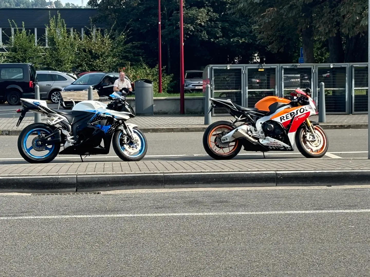 Honda CBR 1000 Naranja - 2