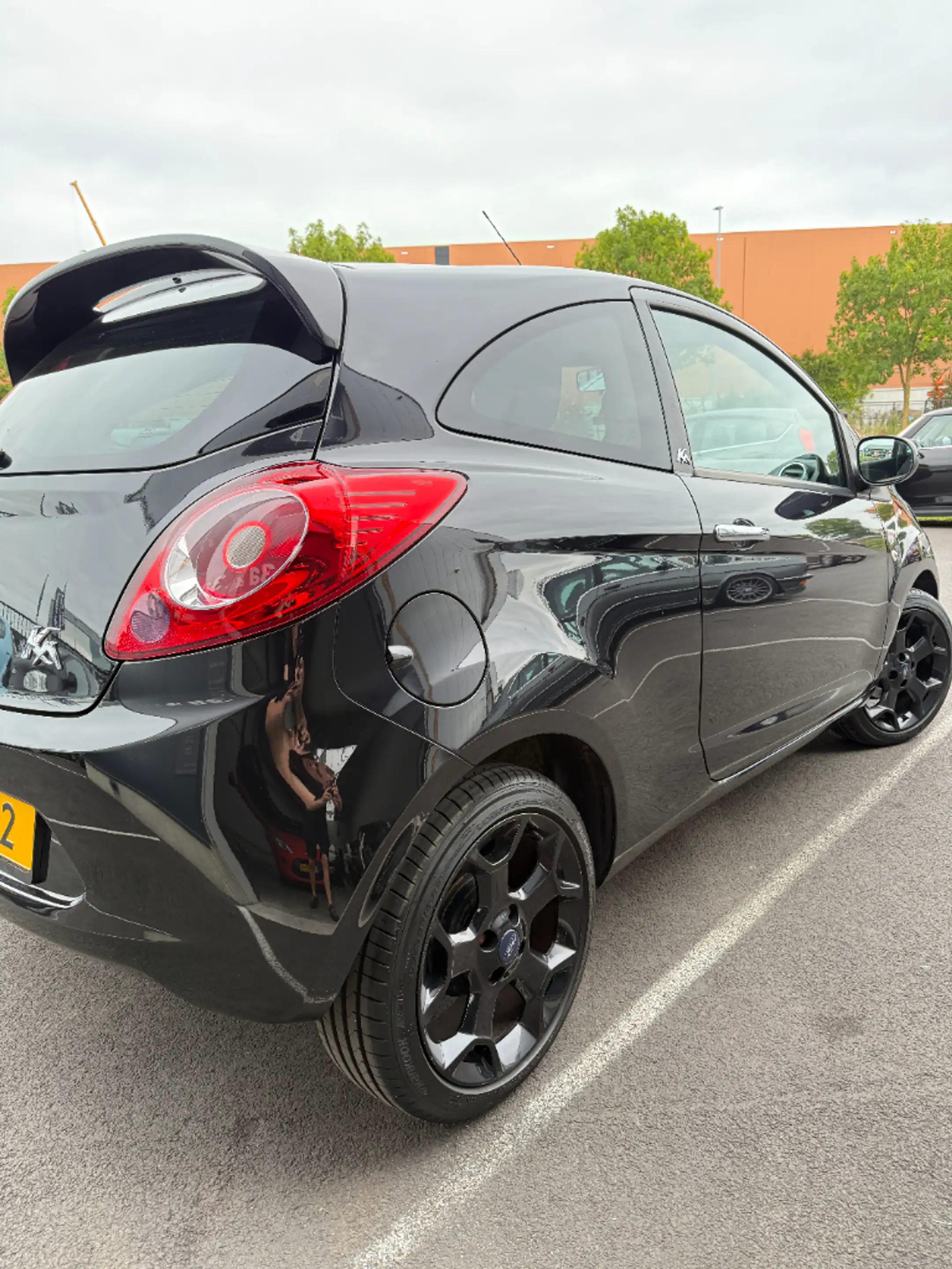 Ford Ka/Ka+ 1.2 Metal - Airco - Lage kmstand — photo 11