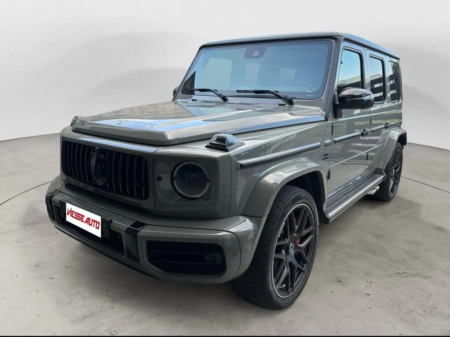 Mercedes-Benz G 63 AMG Classe G 63 585 cv  IVA ESPOSTA Grigio - 1