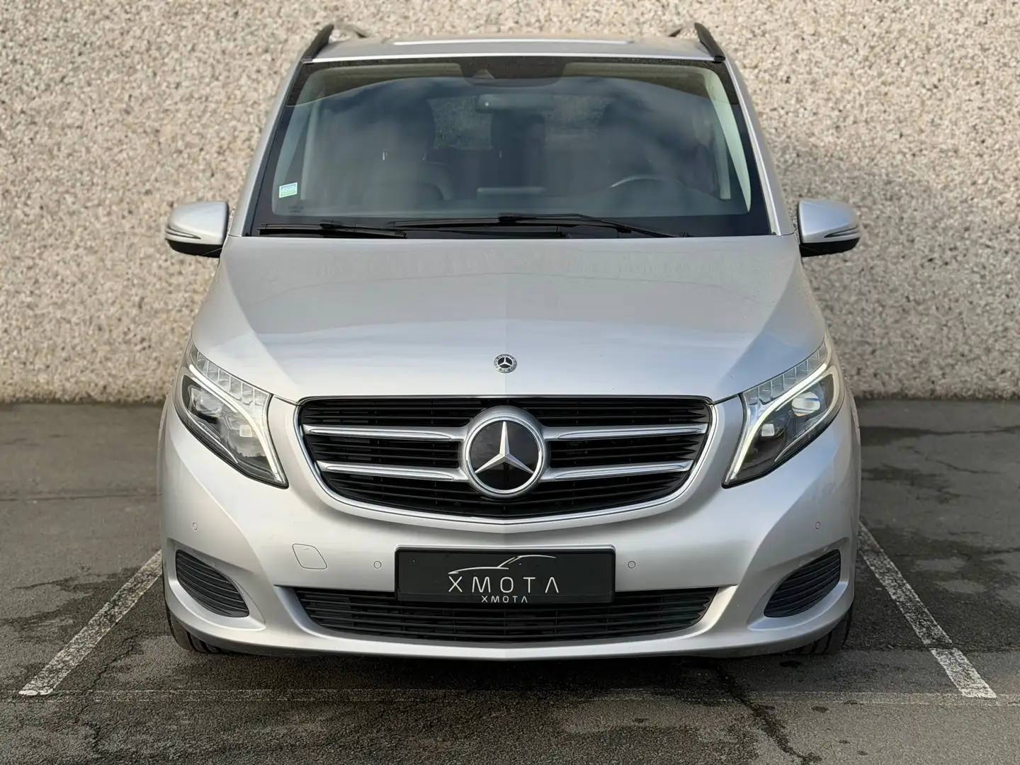 Mercedes-Benz V 220 V 220 d 7G-TRONIC lichte vracht 5-Zitplaatsen Stříbrná - 2