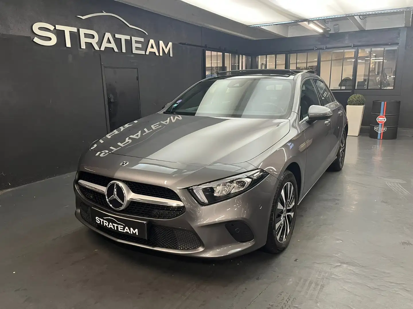 Mercedes-Benz A 250 Classe A 250 e business line DCT Gris - 1