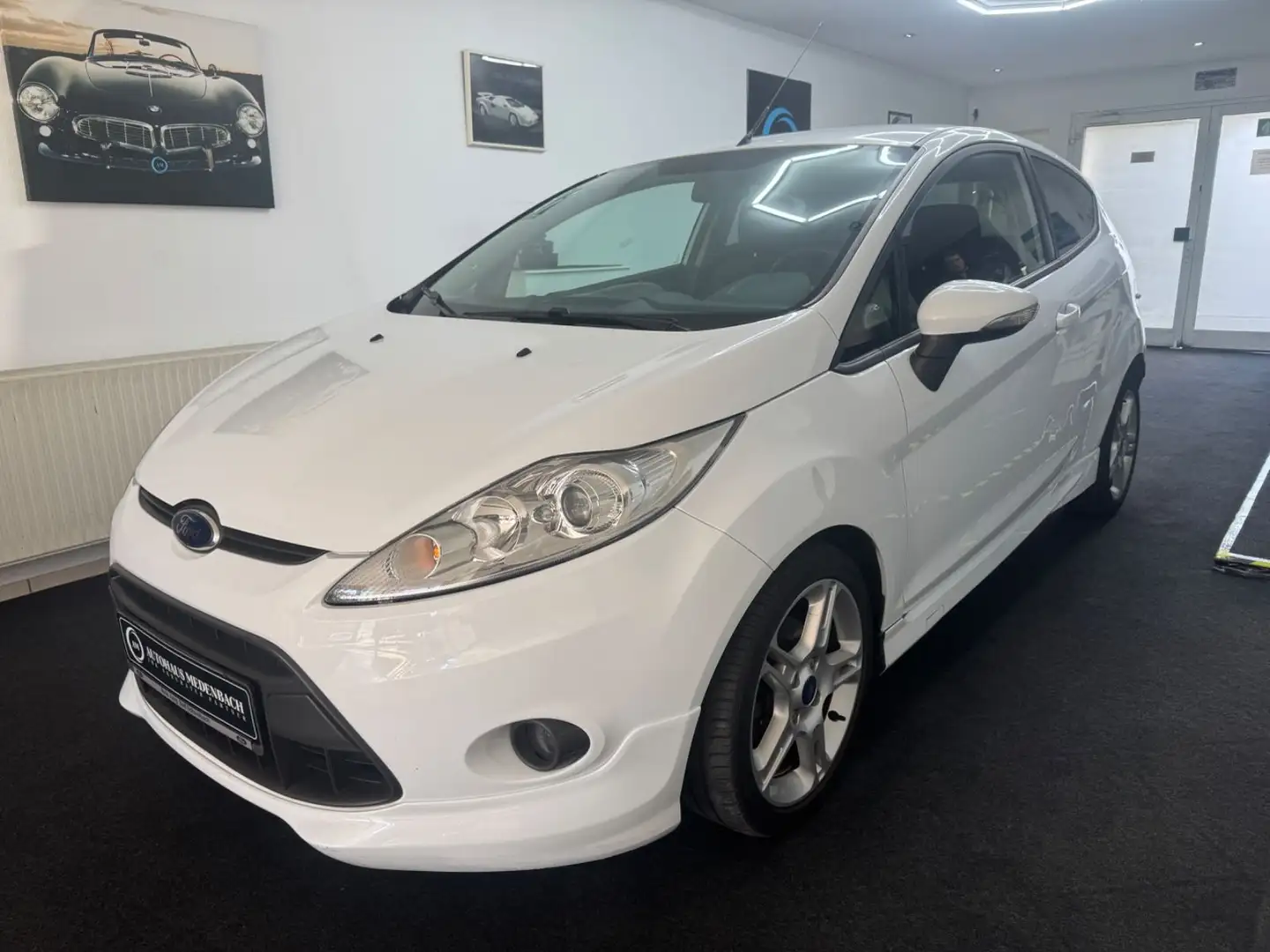Ford Fiesta 1,6 Titanium S Motorsport Limited Edition Weiß - 1