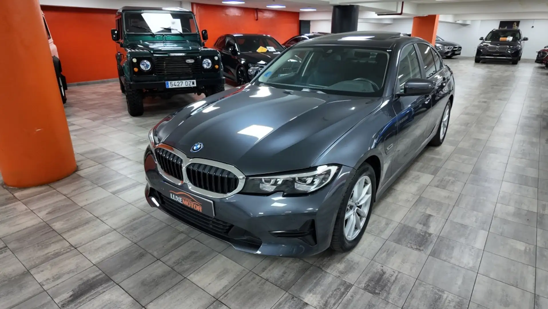 BMW 320 320e Gris - 1