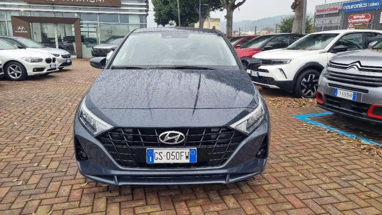 Hyundai i20