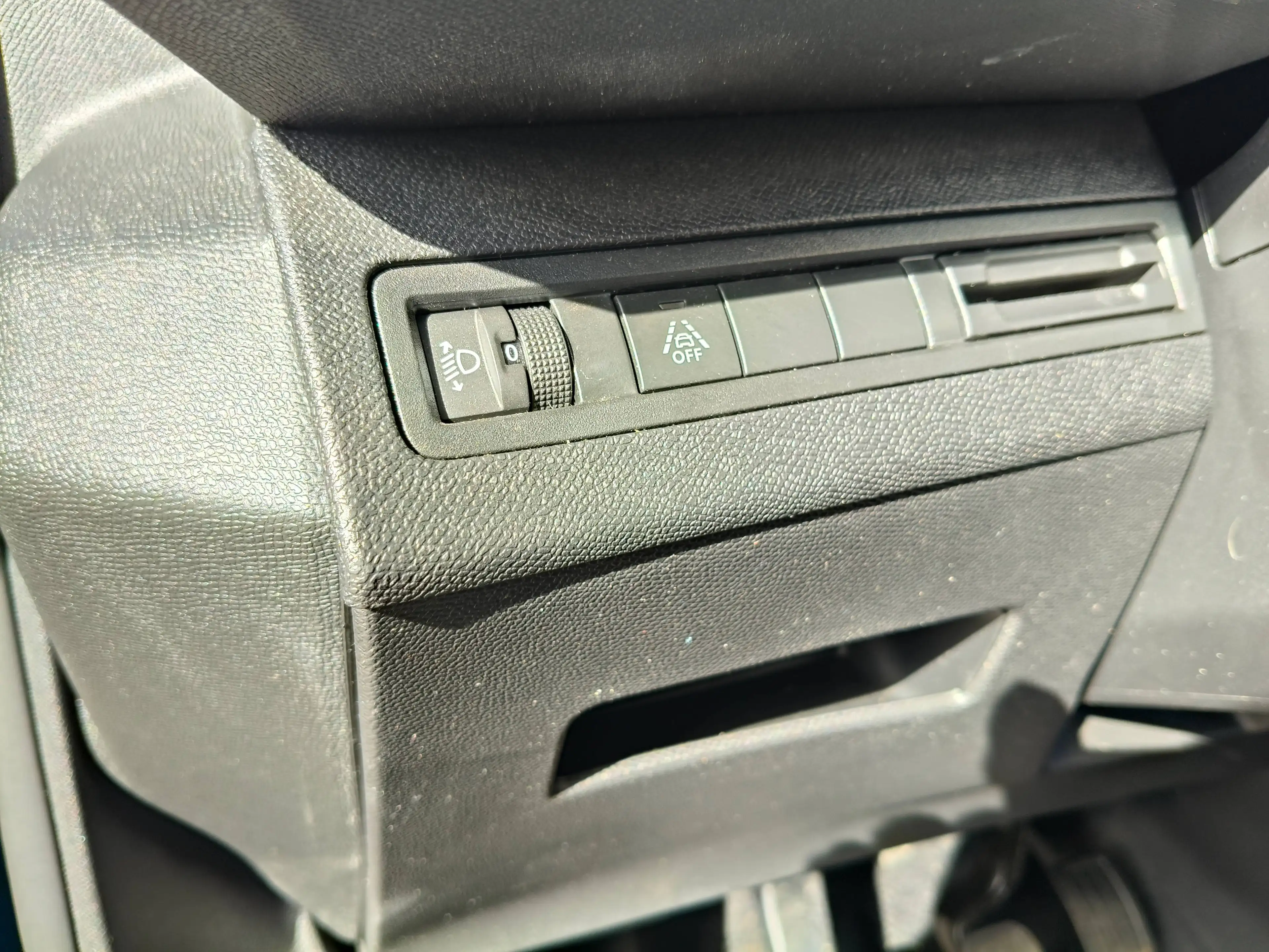 Peugeot 5008 5008 1.2 PureTech Allure Pack (EU6.4) — photo 10