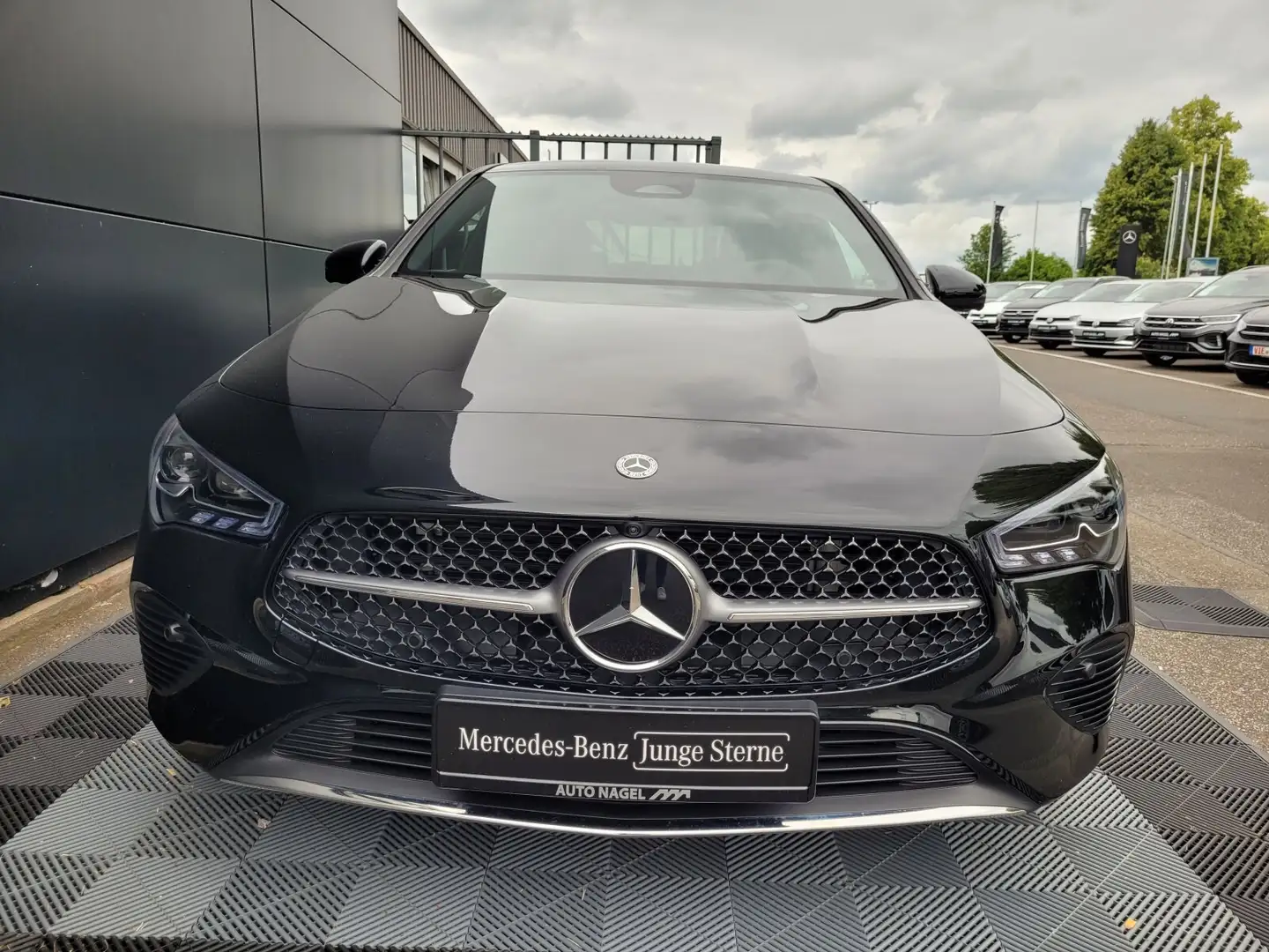 Mercedes-Benz CLA 180 CLA 180 Coupé Edition Progressive Multibeam+360+ Noir - 2