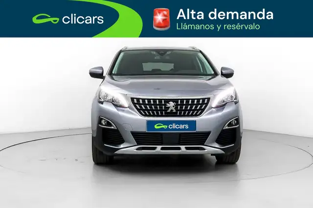 Peugeot 3008 view 2