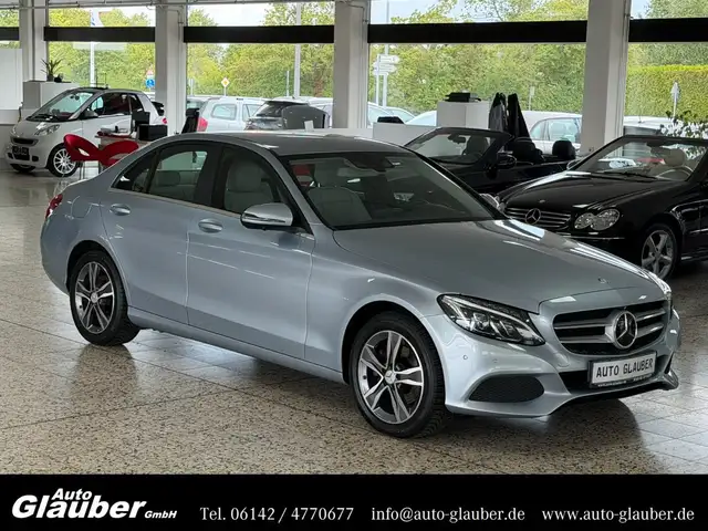 Mercedes-Benz C 220 d Limousine/LED/Navi/Distronic/PTS/1.Hand