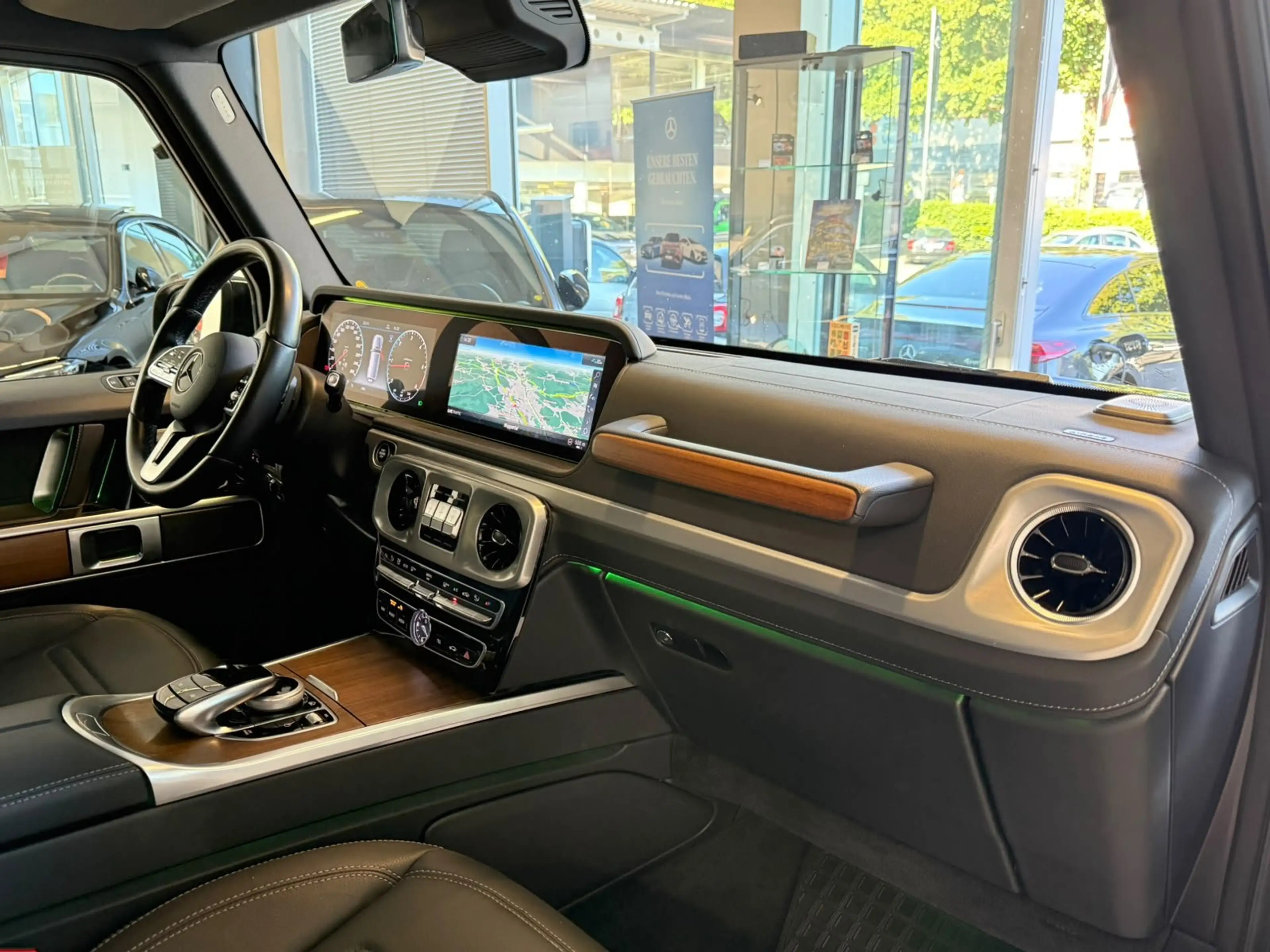 Mercedes-Benz G 400 d COMAND+AHK+MBEAM+MEMORY+SHD+KAMEERA+WIDES — photo 10