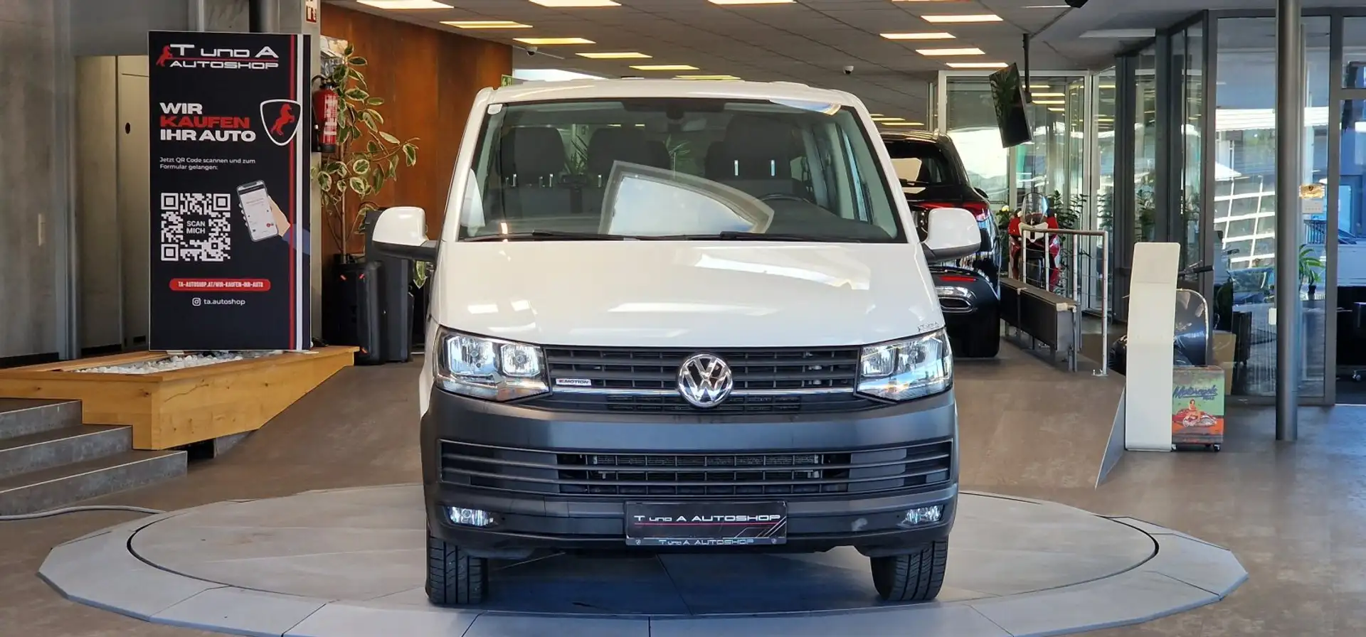Volkswagen T6 Kombi LR 2.0 TDI 4Motion 9-Sitzer *AHK*Navi*Komfort-Pake Weiß - 2