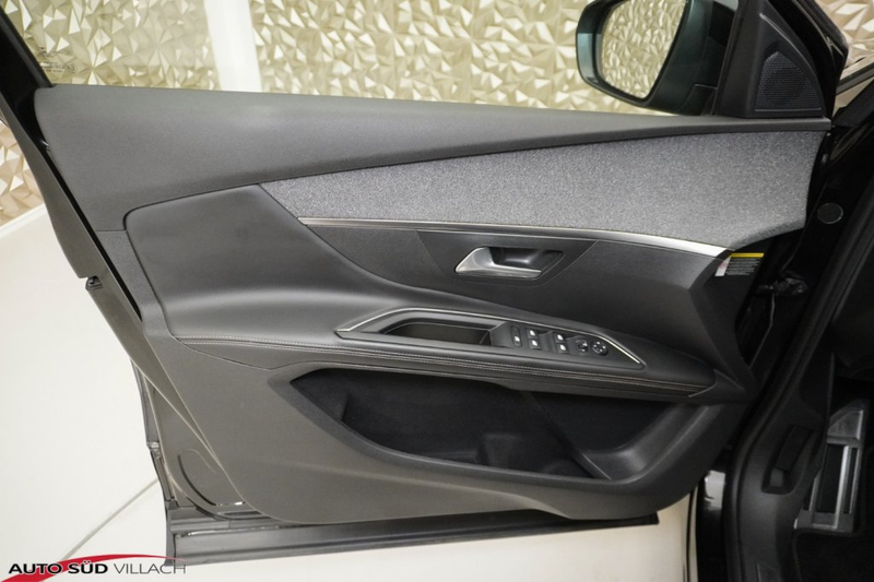 Peugeot 5008 1,6 BlueHDI GT Line — photo 12