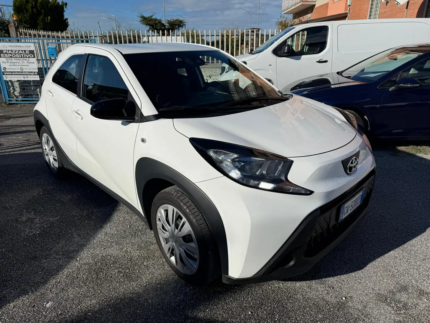 Toyota Aygo X 1.0 AUTOMATICA **SOLO 7.000KM** Bianco - 1