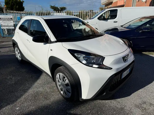 Toyota Aygo X 1.0 AUTOMATICA **SOLO 7.000KM**
